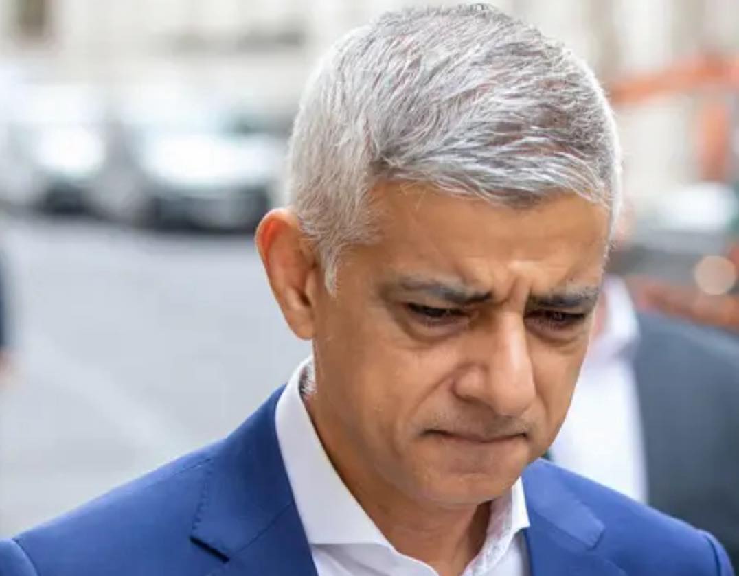 New Taxi Leaks - 🟥 Sadiq Khan is now the HIGHEST-PAID... | Facebook