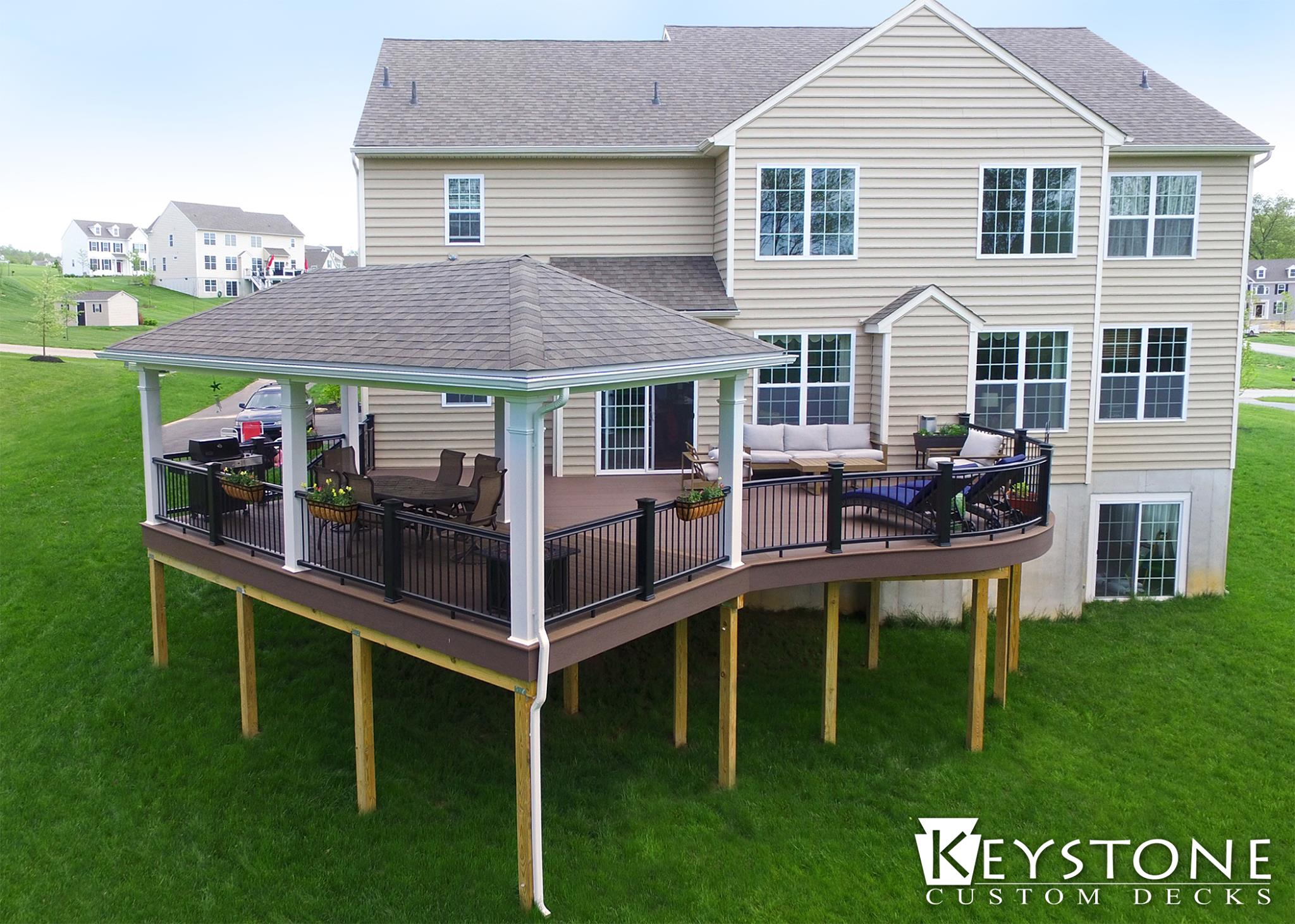 This custom deck and... - Keystone Custom Decks East Earl, PA | Facebook