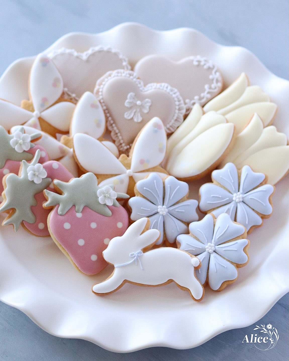 Alice（アリーチェ） - Alice（アリーチェ） added a new photo.