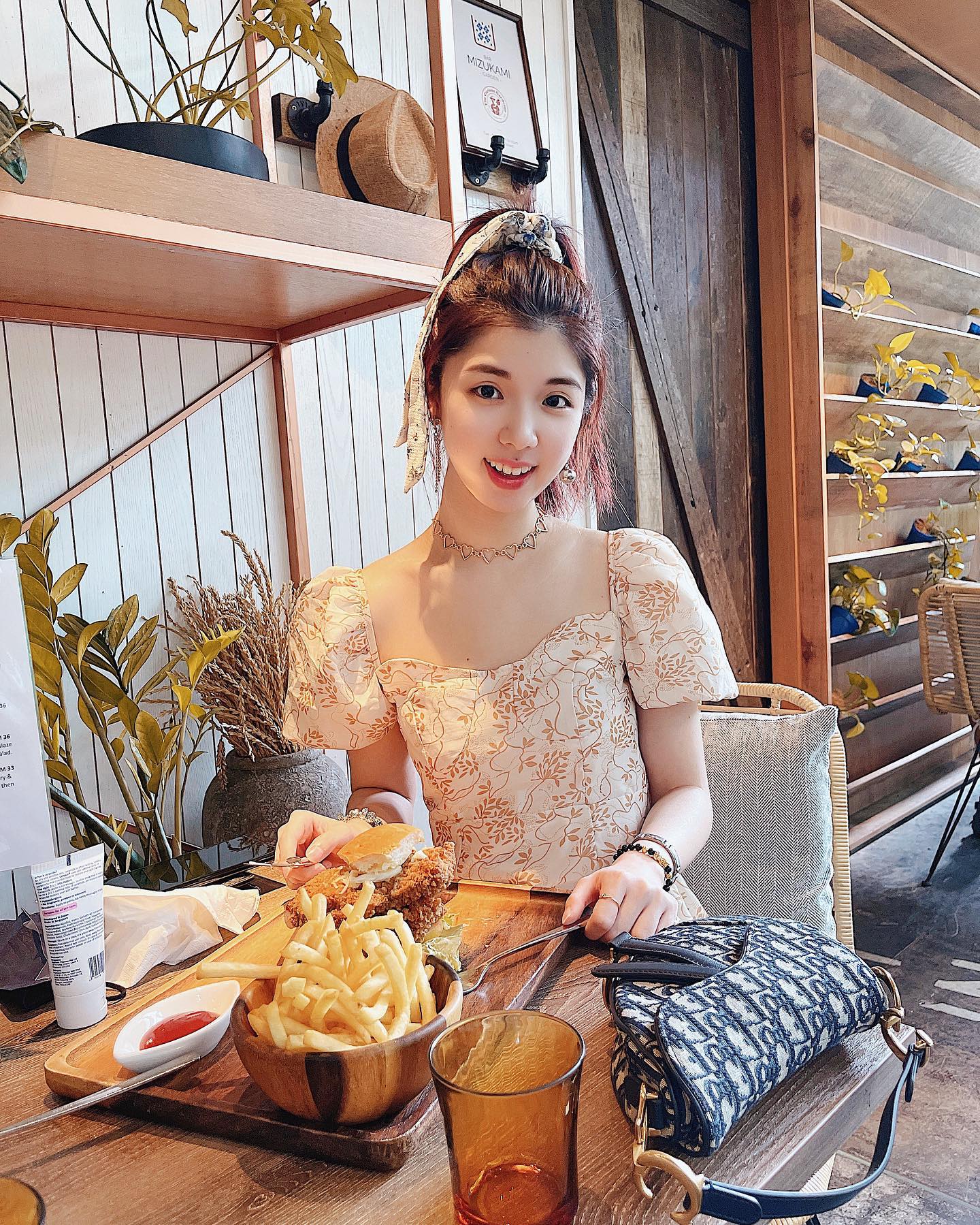 Crystal Pui Yan