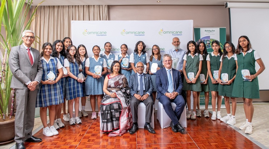 Le - 🔴Concours – Intercollèges : La SSS Adbul Issac décroche l’Omnicane ...