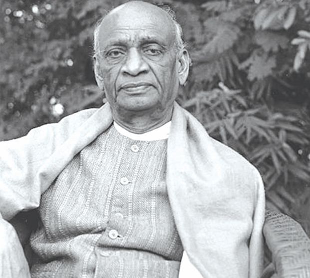 B K Hariprasad - ಸಚಿವ ಈಶ್ವರಪ್ಪನವರ ದೇಶದ್ರೋಹಿ ಹೇಳಿಕೆಯನ್ನು ಖಂಡಿಸಿ ...