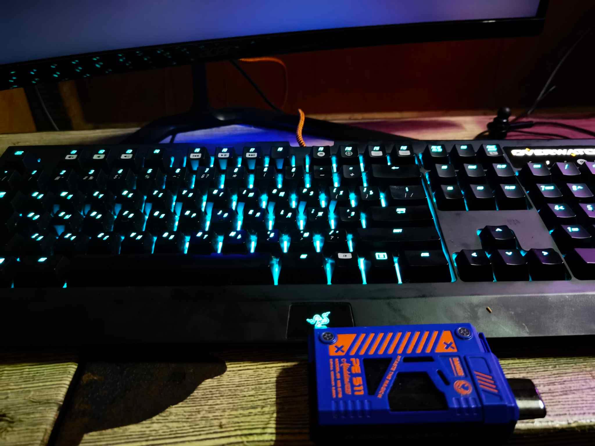 Keyboard Razer Blackwidow Chroma OverWatch Limited Edition BUTTON 4 ...