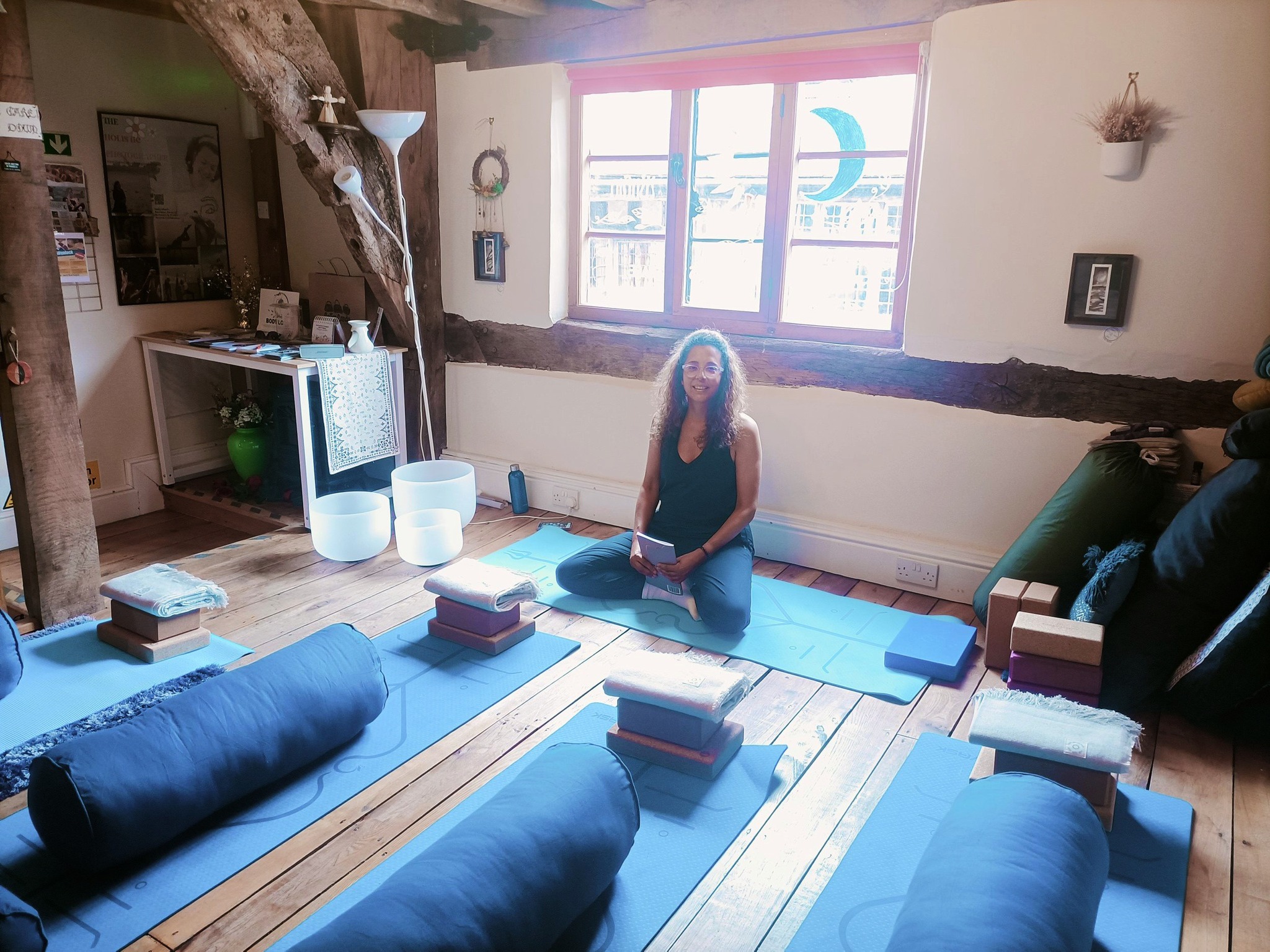 Therapeutic Yin Yoga & Sound Bath Experience