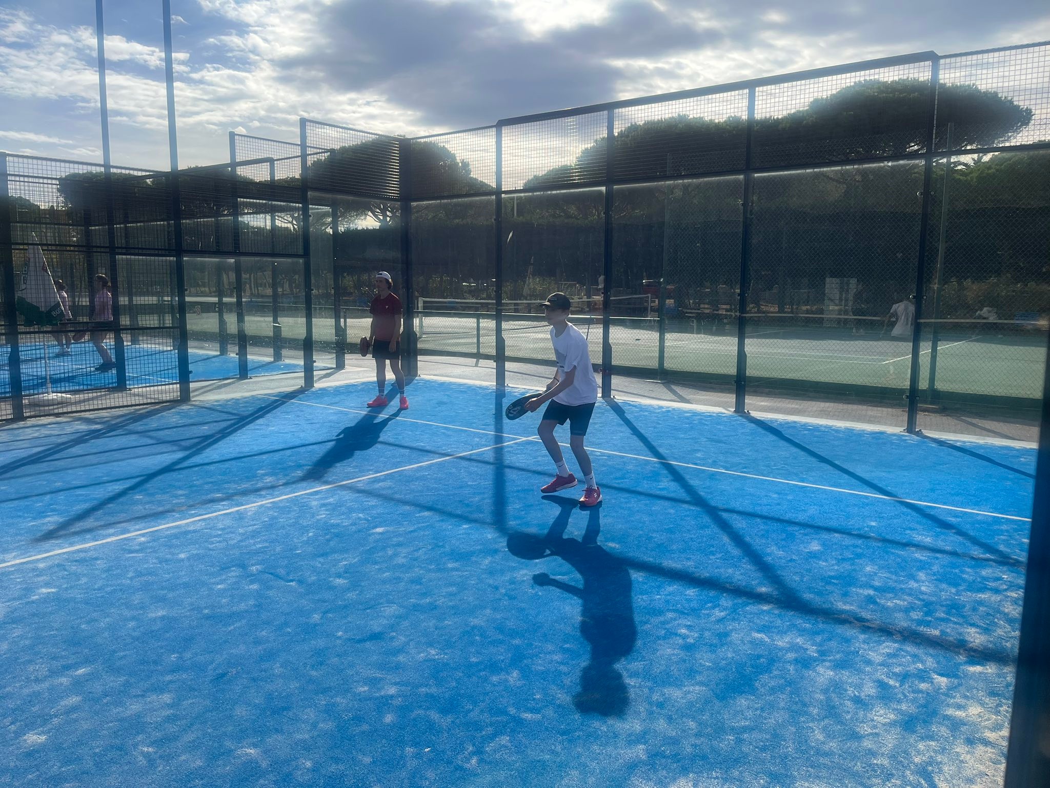 stages-tennis-padel-gruissan-gruissan