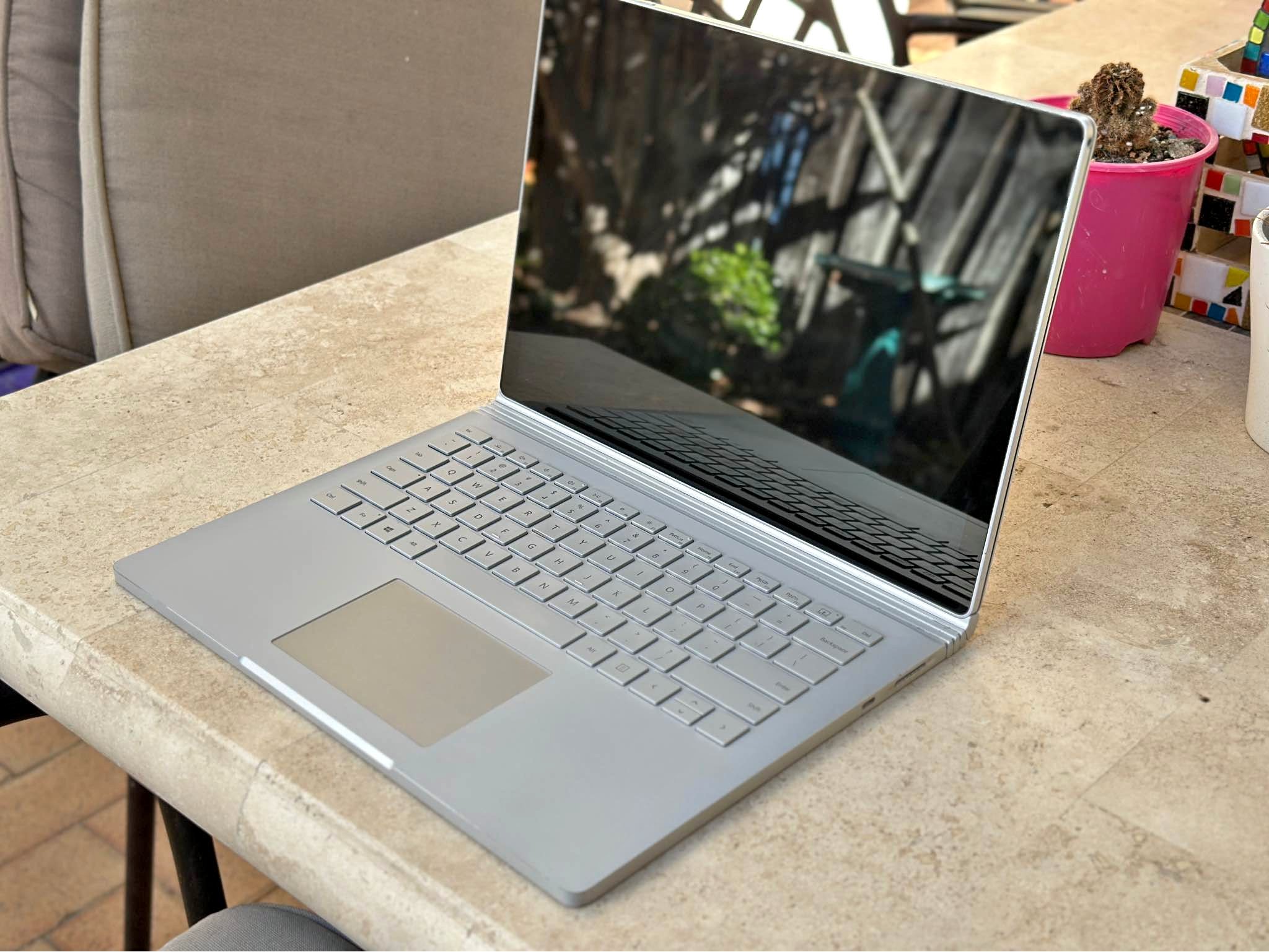 Microsoft Surface Book 3 15” – i7, 32GB RAM, 1TB SSD, NVIDIA GTX