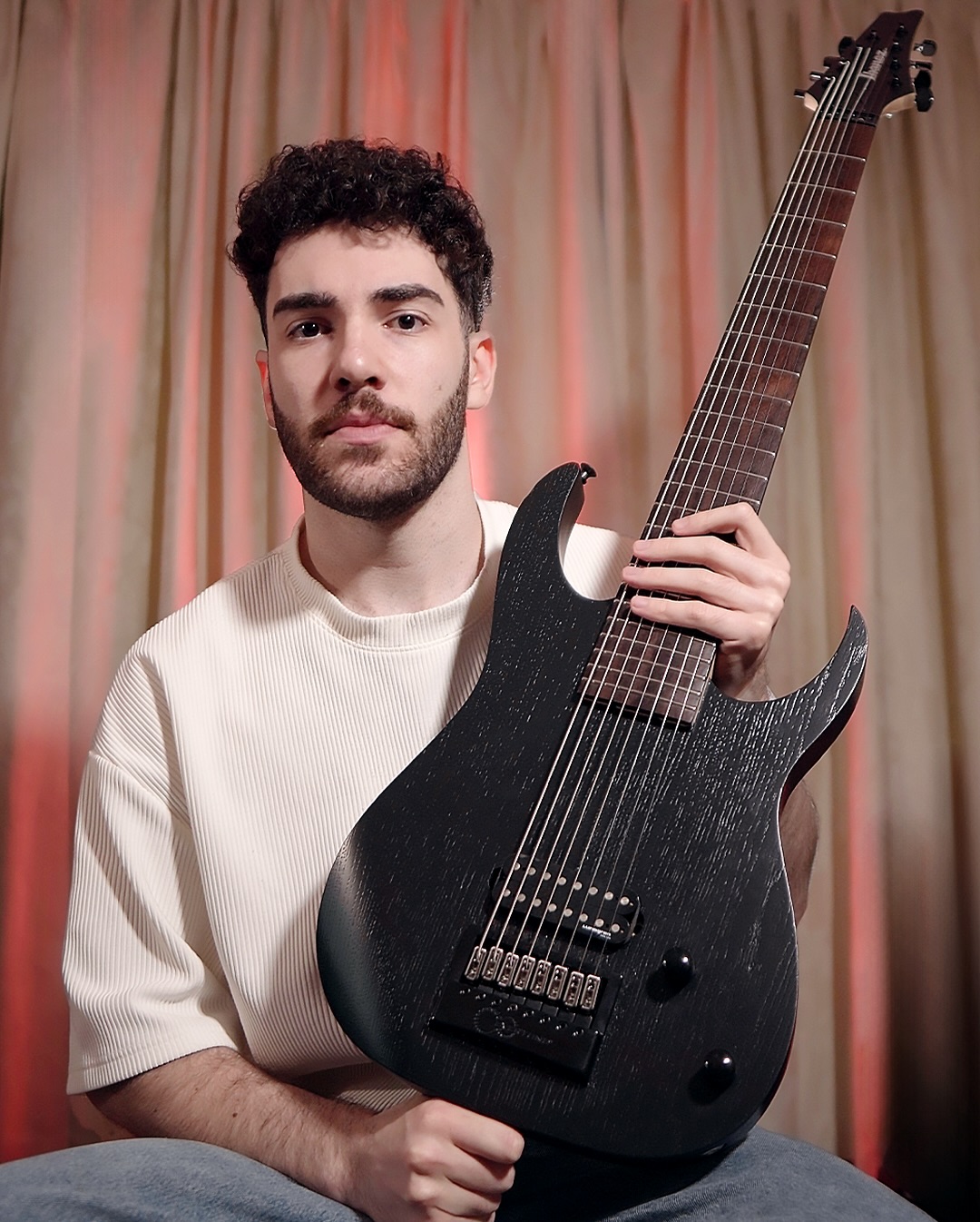 Keyan Houshmand, with the amazing Harron Custom Guitars, got the
