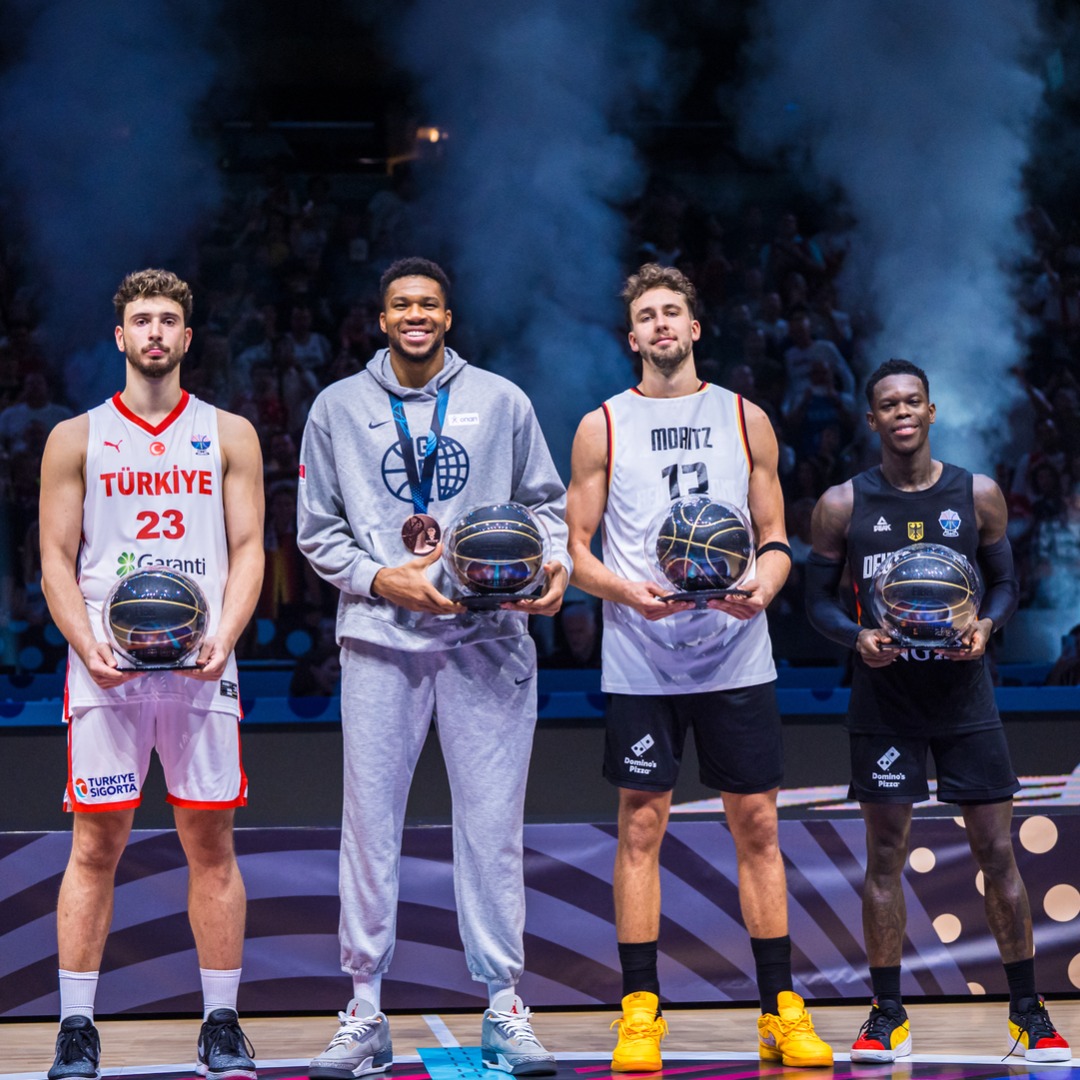 Milwaukee - All smiles for our EuroBasket All-Star. 🇬🇷 | Facebook