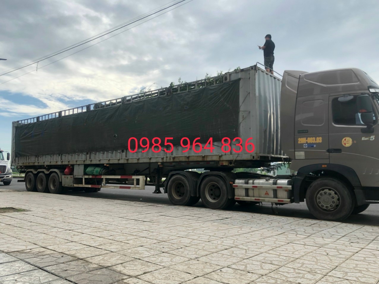 LOGISTICS VIET NAM - EXPORT | Xin phép ad em sẵn xe đầu kéo cont 40 và ...