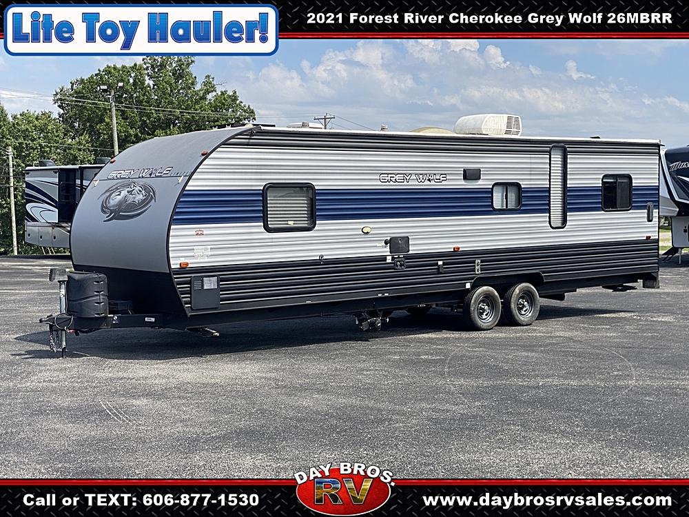 🚨 RV Spotlight Alert! 🚨 Check out... - Day Bros RV Sales | Facebook