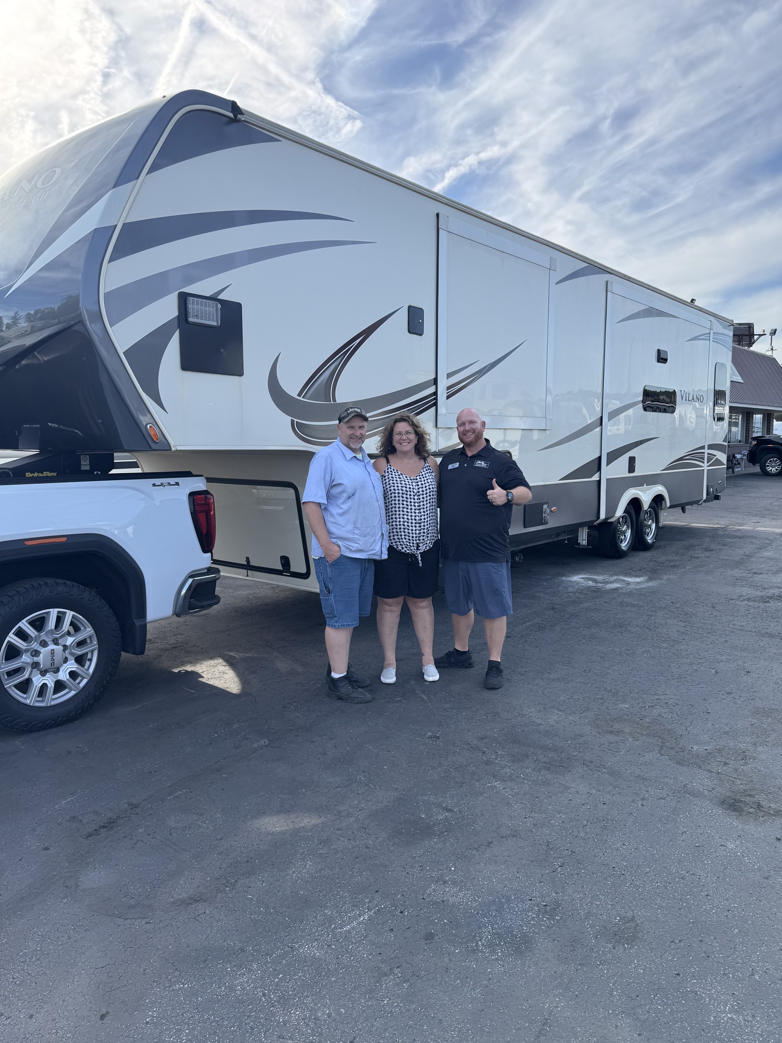 Liberty RV - 🚨🔥 BIG NEWS ALERT 🔥🚨 Everyone help us give a... | Facebook