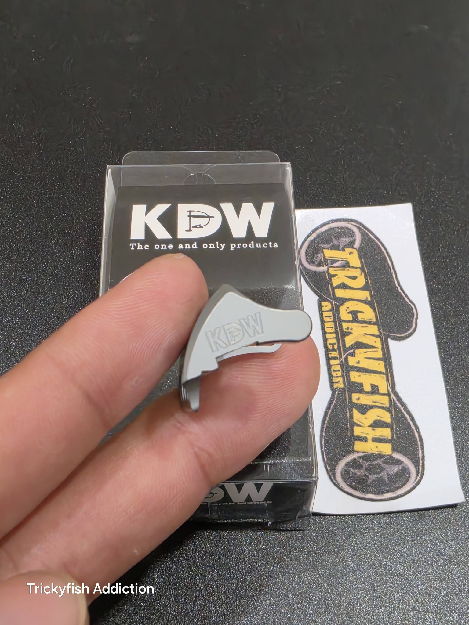 ULN] KDW Thumb Bar 25 Antares Left Color Gunmetal Complete screw