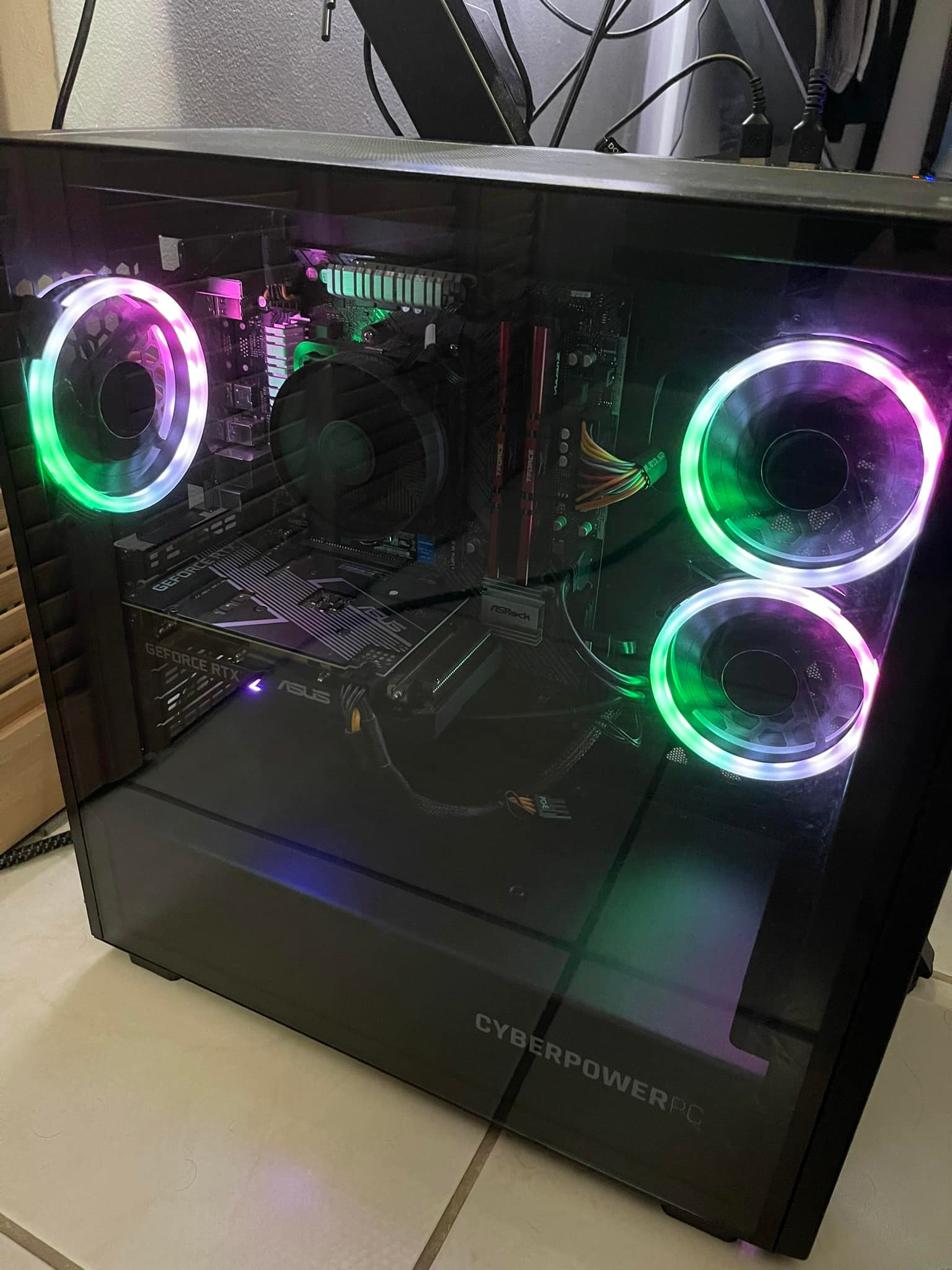 Hiiii, these are my specs, GeForce RTX 3060 with AMD Ryzen 7 3700X 