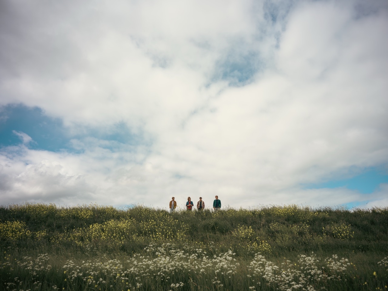 AlascA - Aha, yeah, oohoo. Tomorrow we'll release our new single Red ...