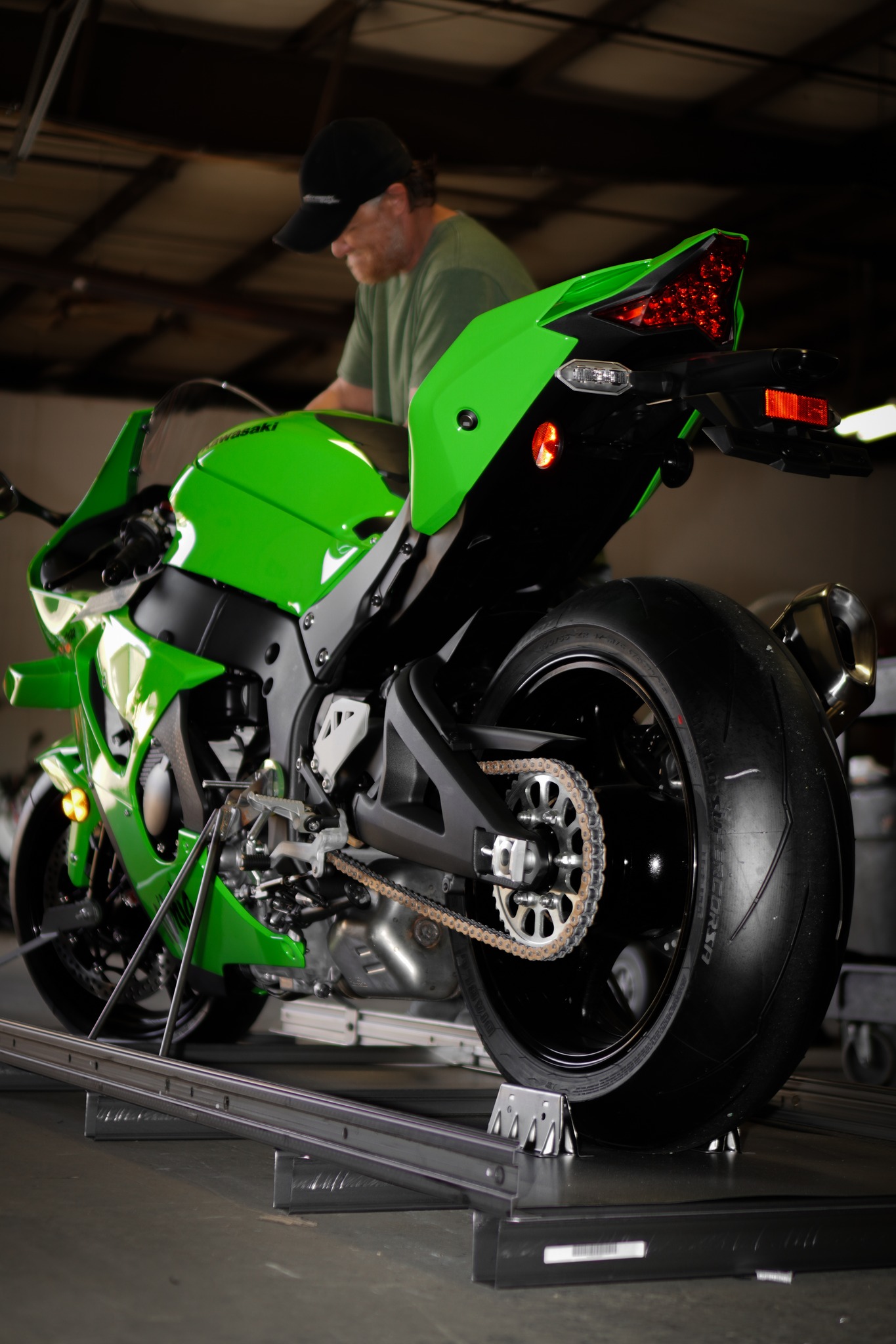 The 2026 Kawasaki Ninja ZX-10RR is here! We now have a R1M