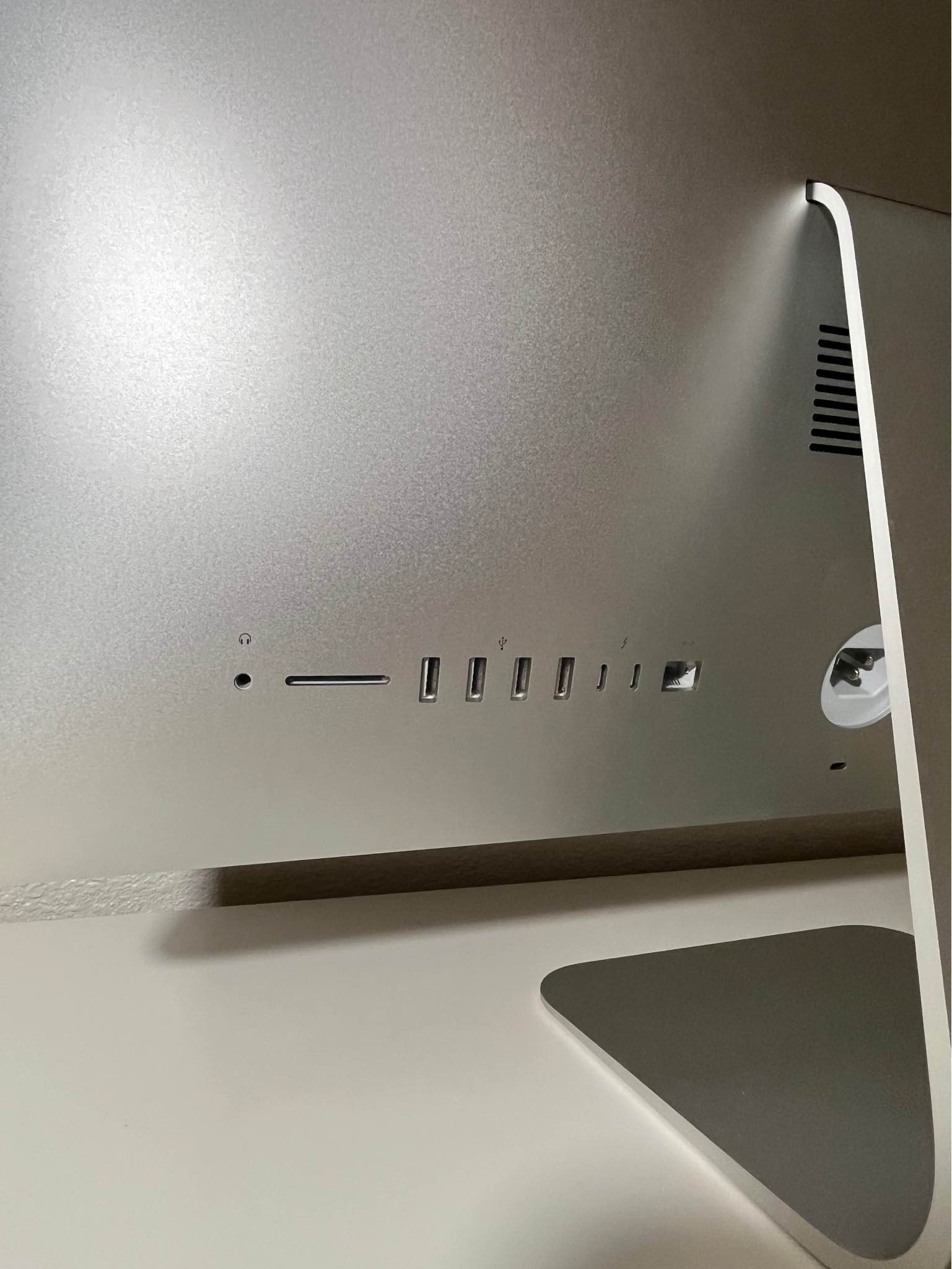 2017 Apple iMac 21.5 inch - Desktop Computers - Cypress, California ...