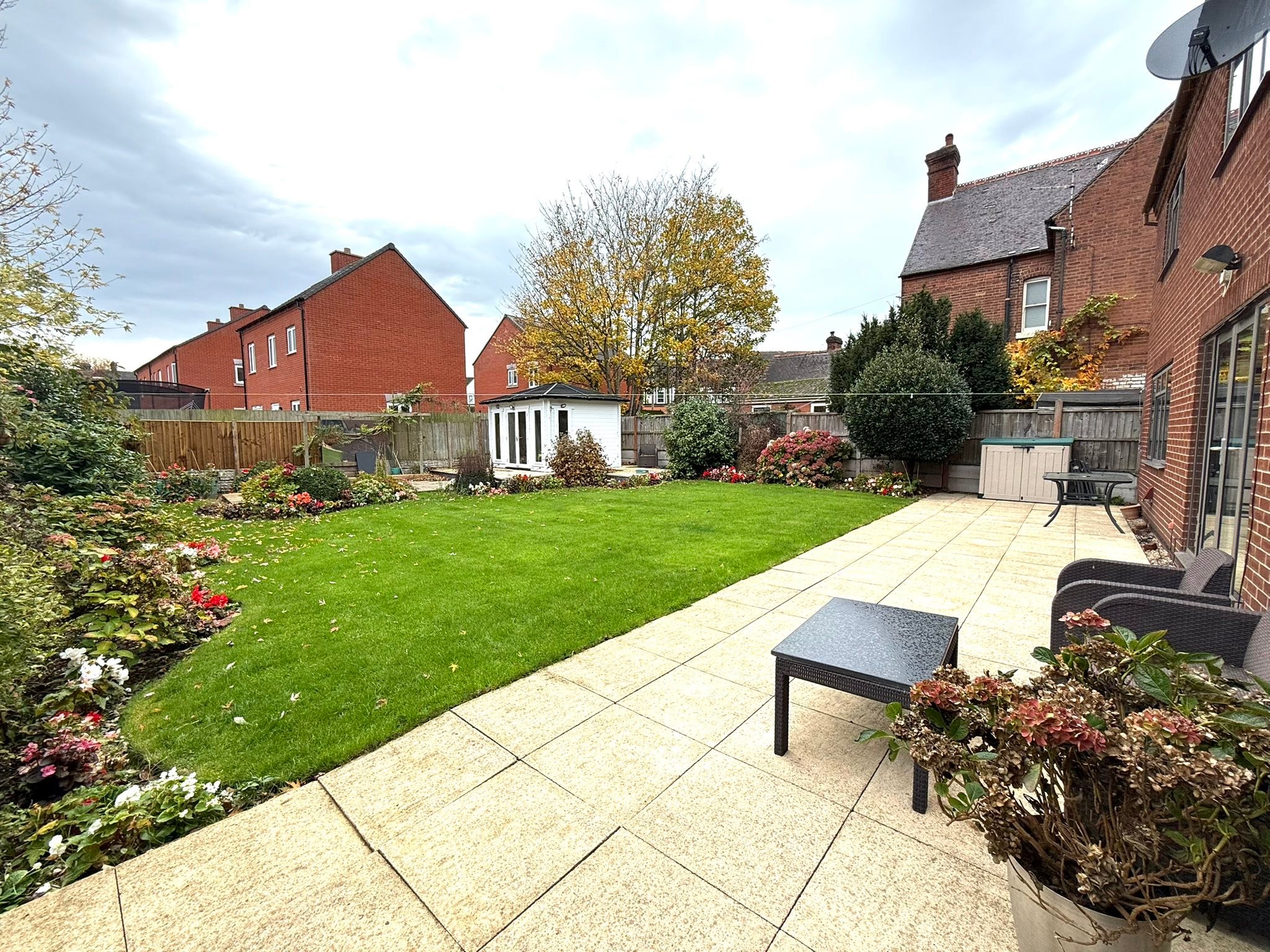 Chase - Are you looking for a new executive family home.. in a central ...