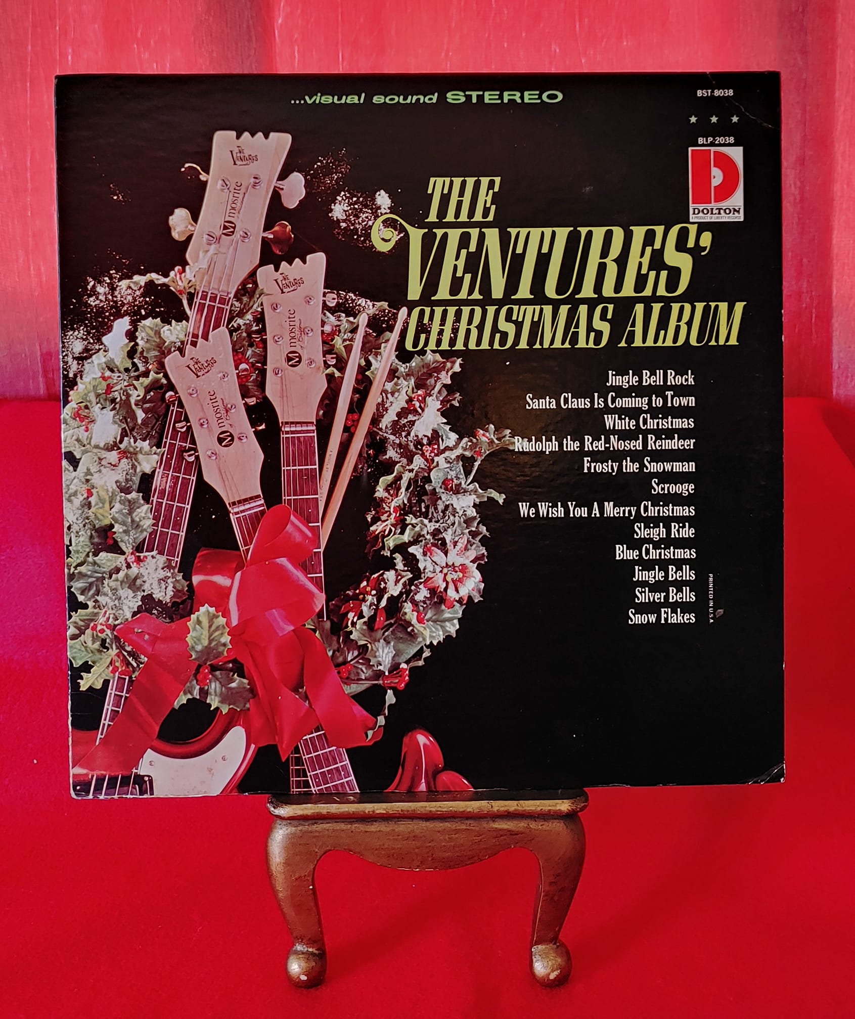 Ventures Christmas album releases and variations