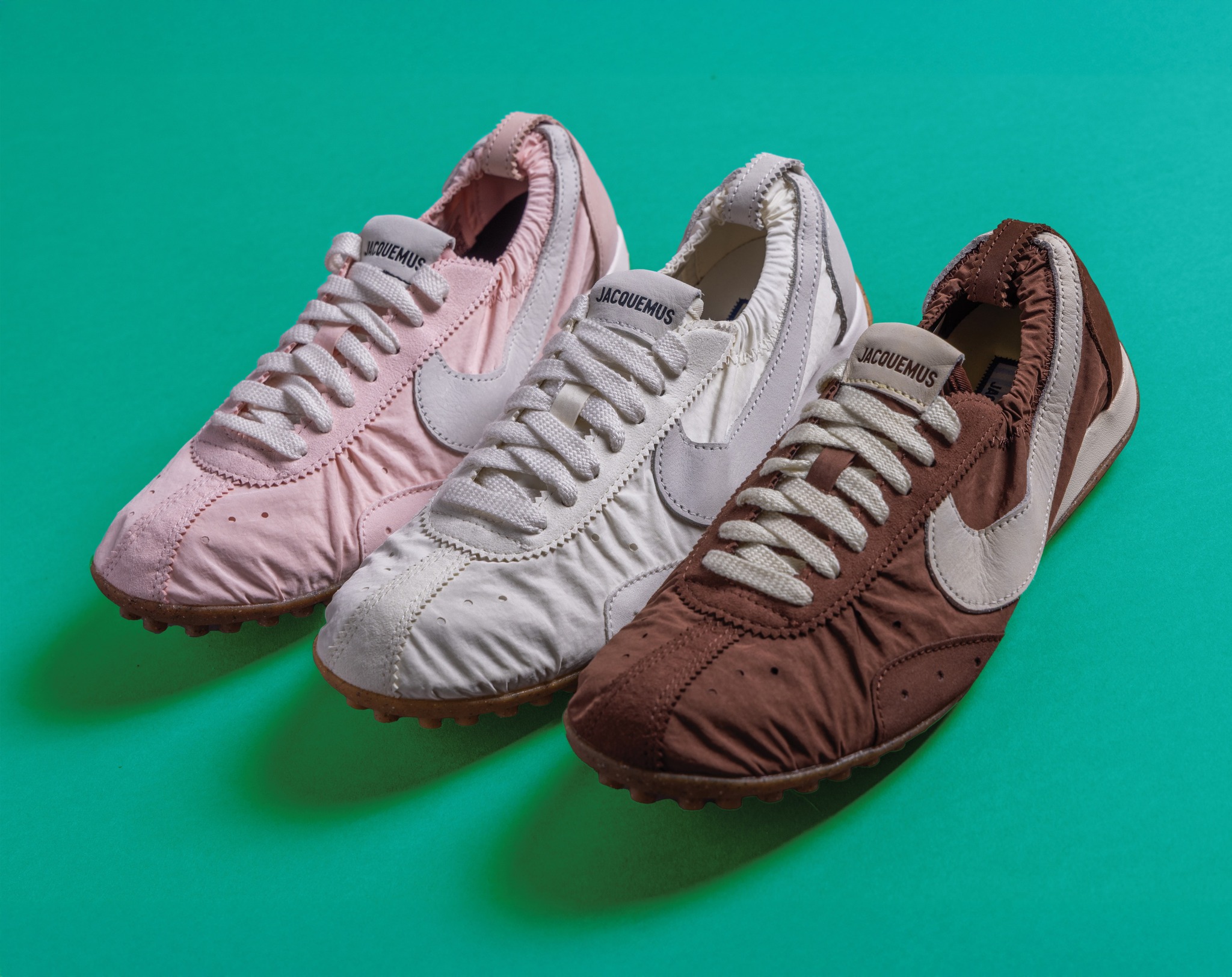 A Masterclass in Minimalism. ✨? The Jacquemus x Nike Moon Shoe 
