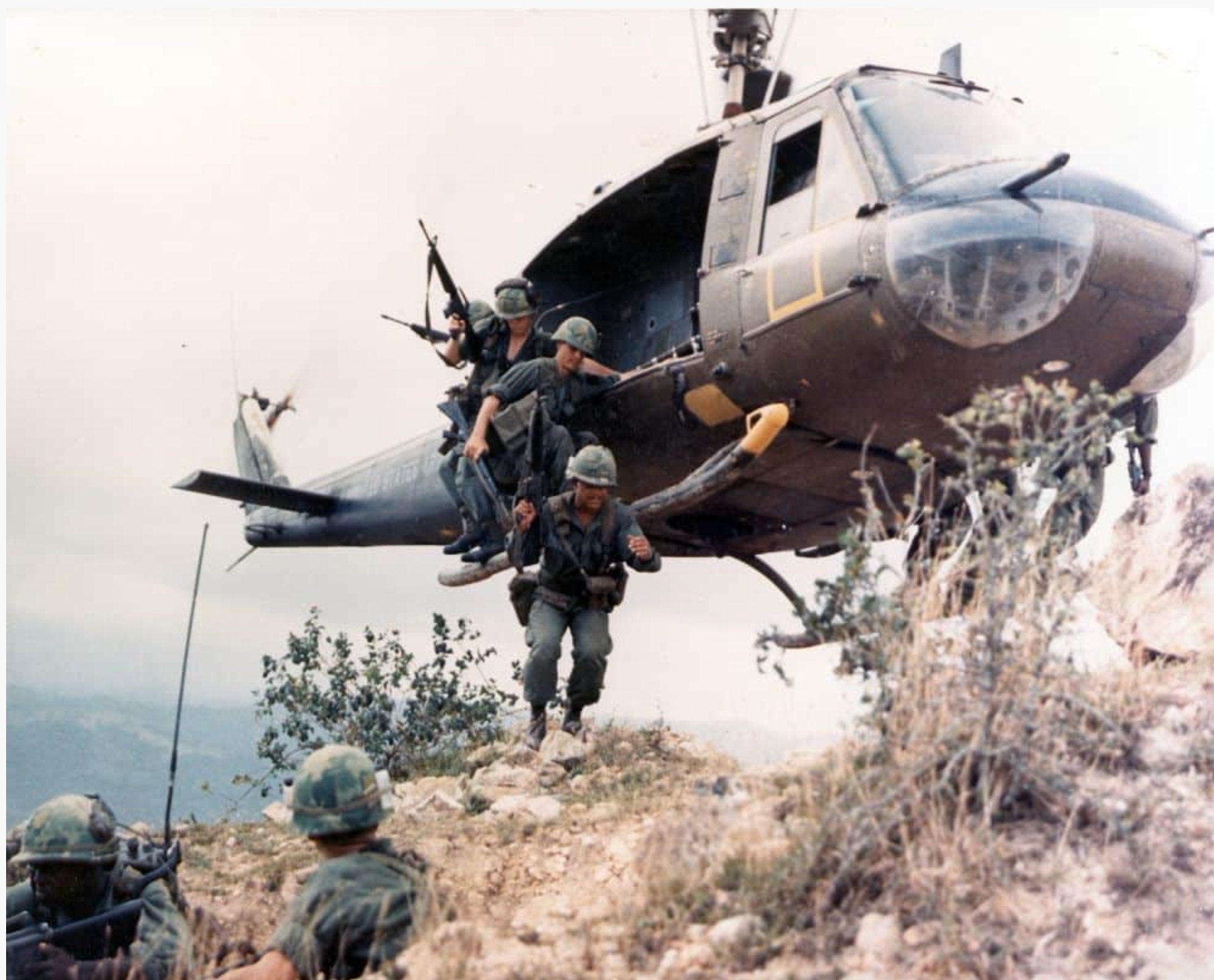1st Cavalry Division Airmobile Veterans Sharing Experiences