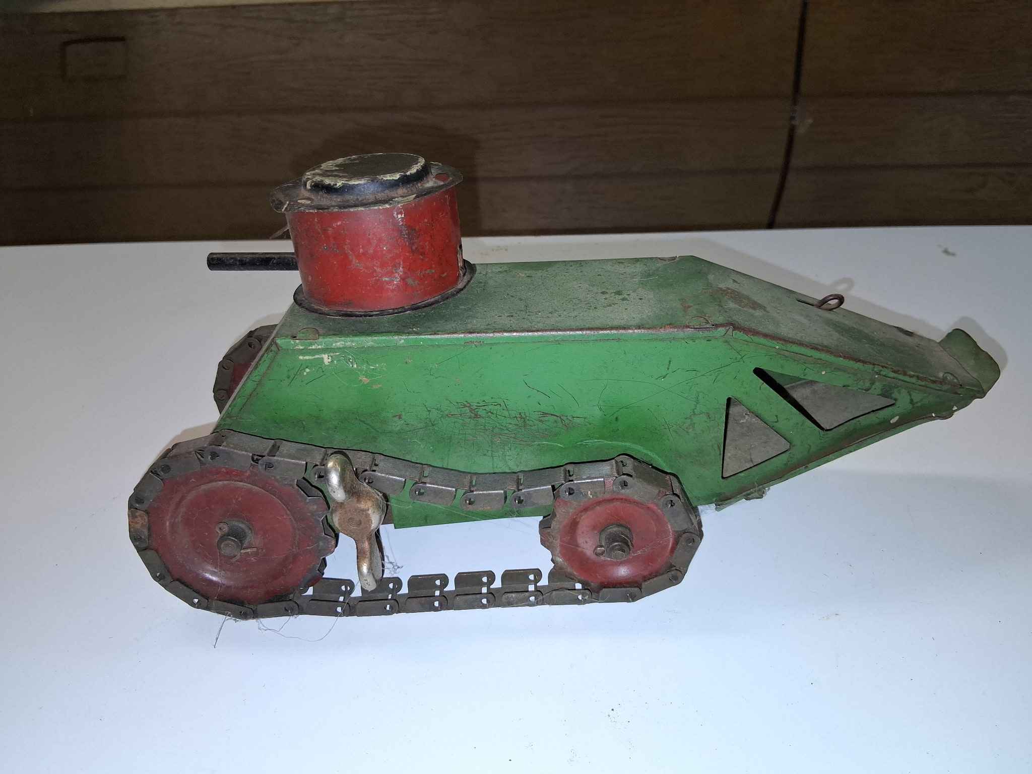Antique 1920s World War I Structo Pressed Steel Army Tank with ...