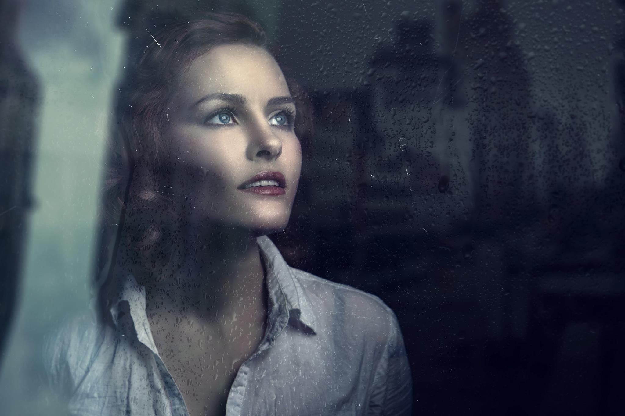 Fake window effect. Photoshop photo... - Photoshopped Things