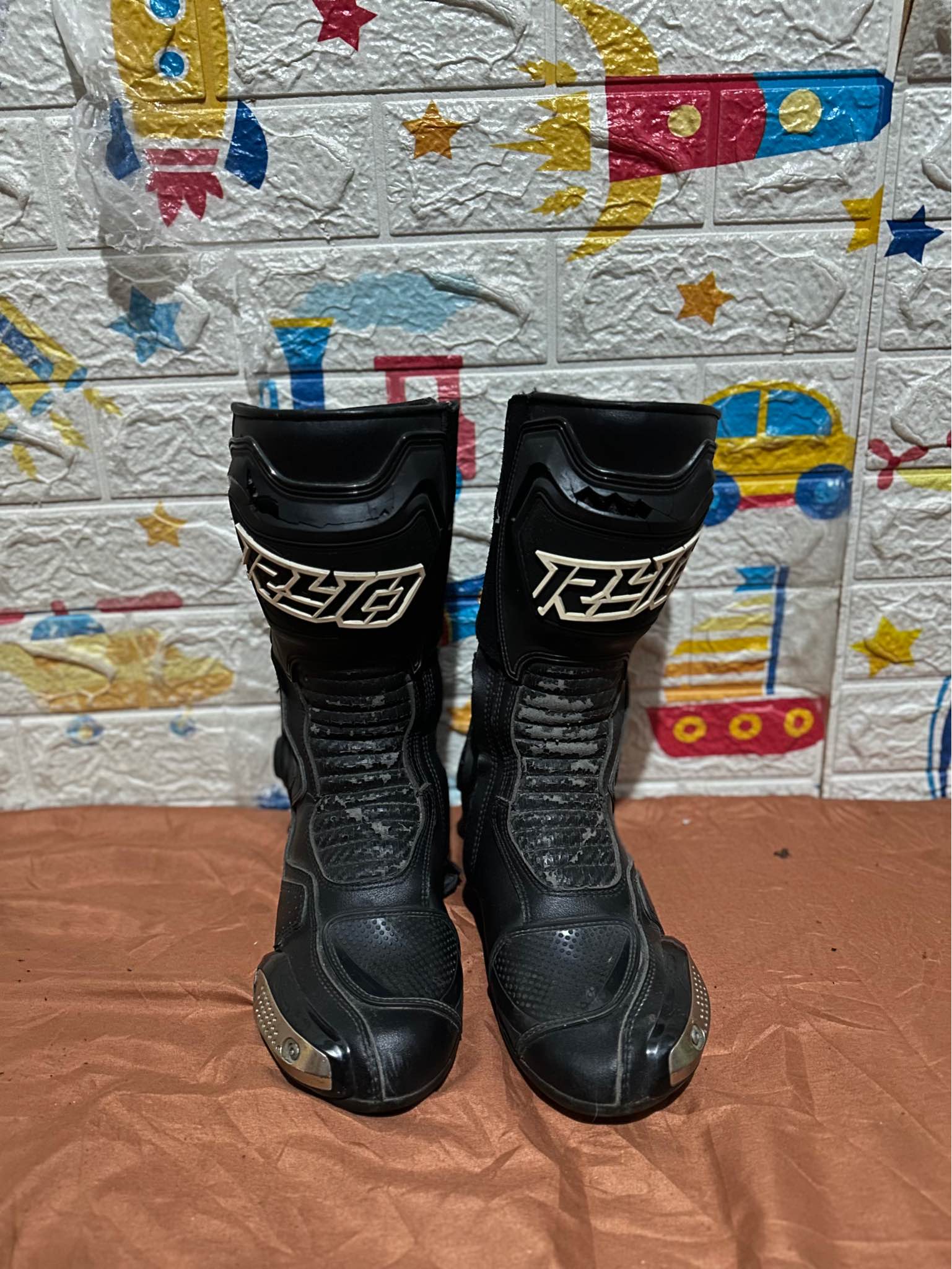 Ryo trex racing boots - Winter Sports - Quezon City, Philippines ...