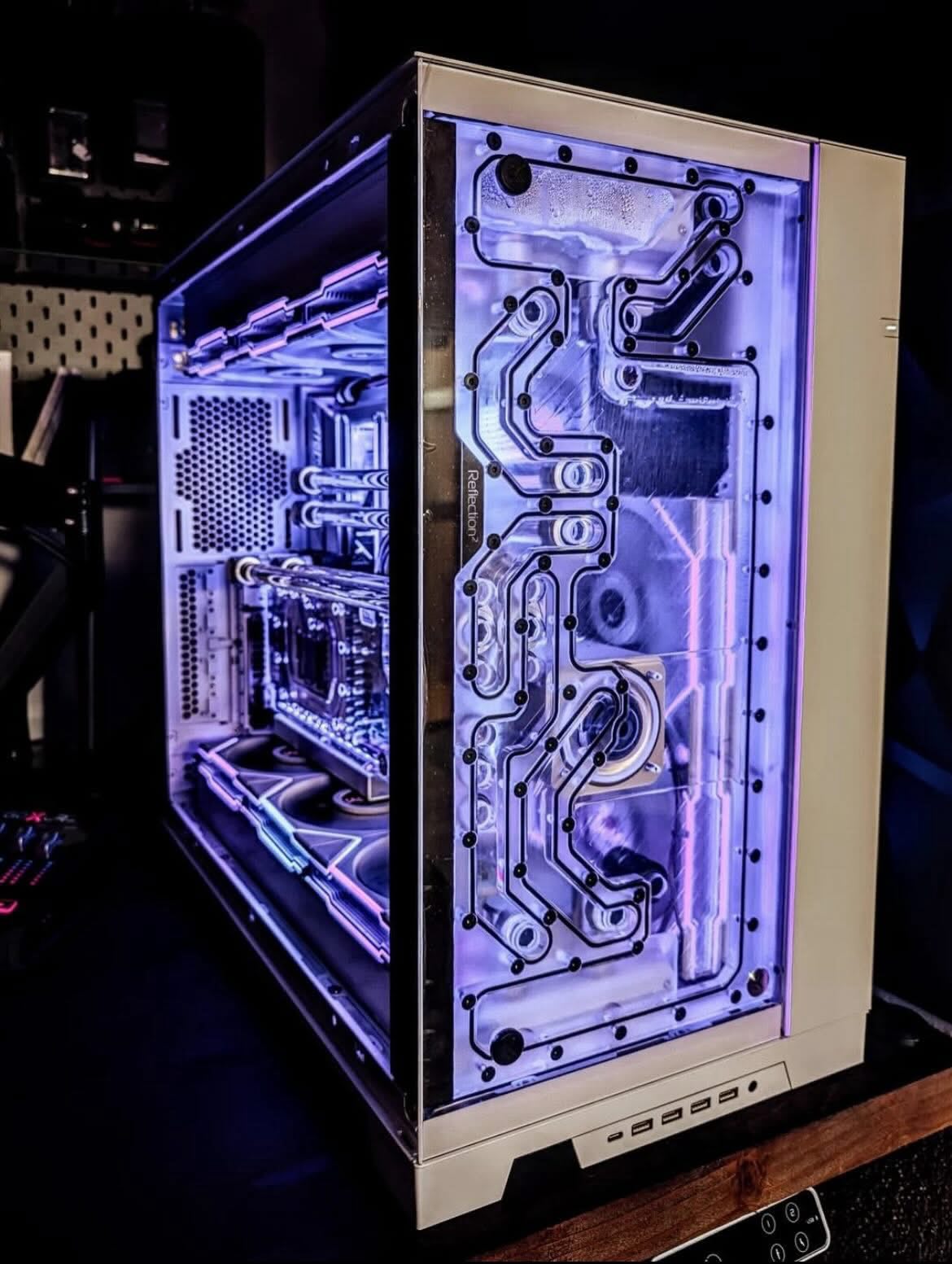 RTX 5090 | Ryzen 7 9800X3D 🔥 Check out this system by @u