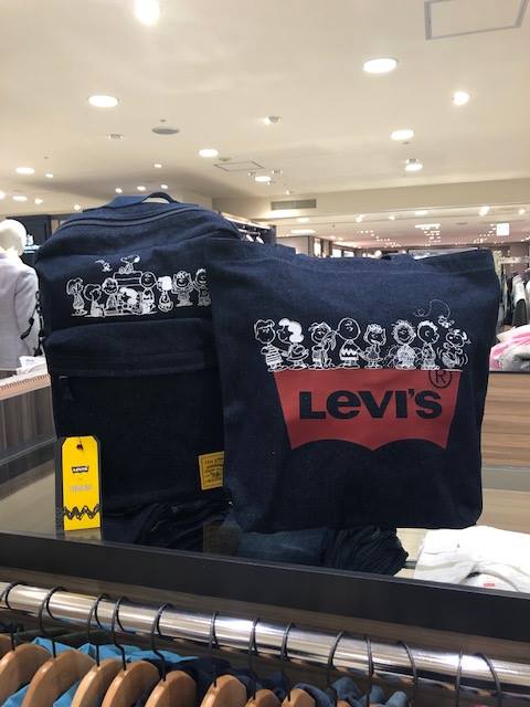 横浜タカシマヤ Levi S リーバイス Peanuts Collection Facebook