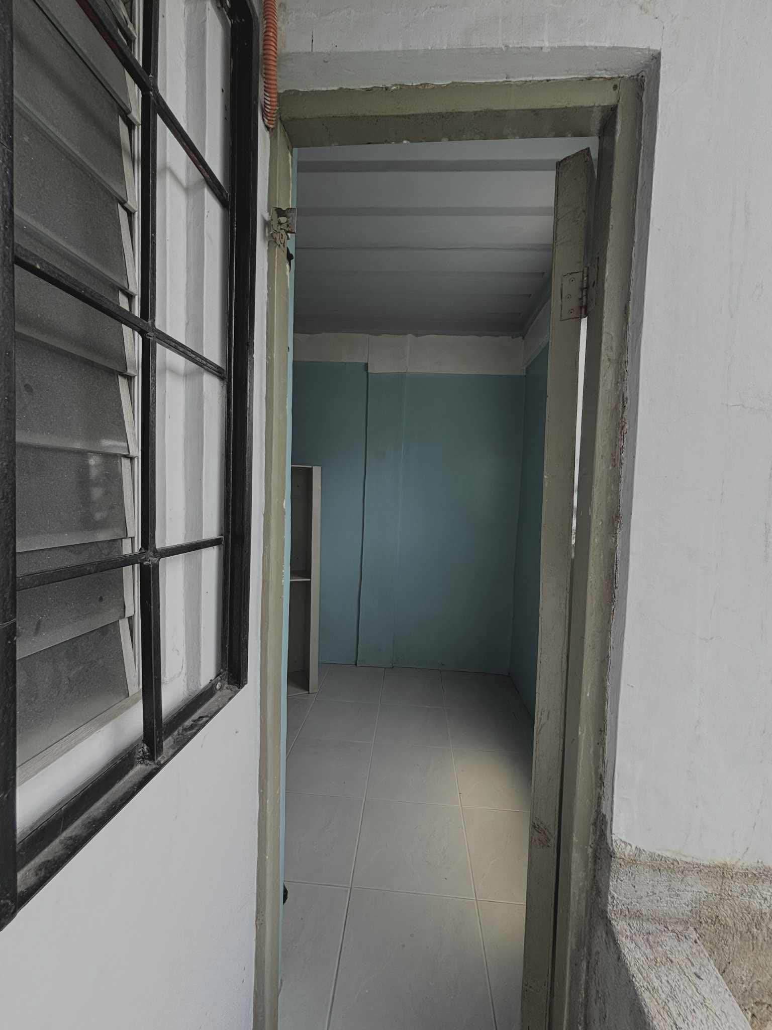 ROOM 4 RENT