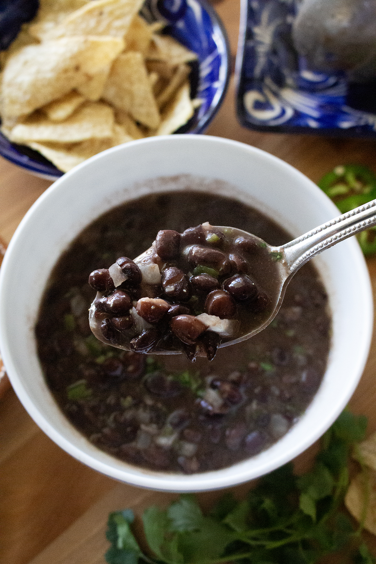 The Secret to Turning Canned Black Beans into a Flavor-Packed Side Dish... RECIPE in comments ⬇️