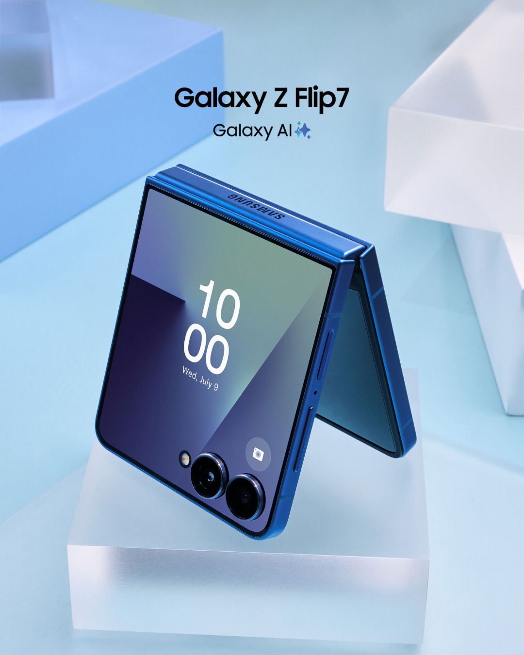 📱 Galaxy Z Flip7 (256GB) - Do more without even opening it. The