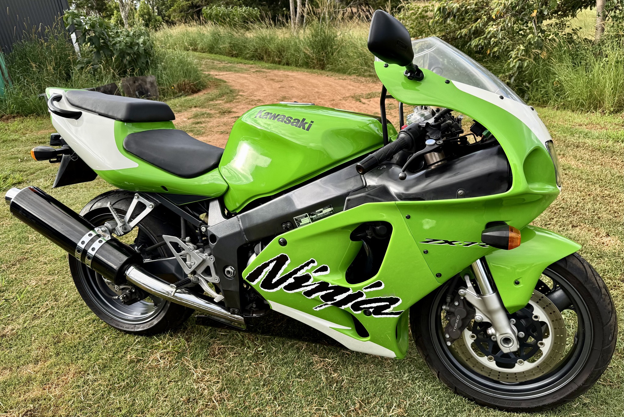 7種セット Coming soon 1999 Kawasaki ZX7R in extremely nice condition with an