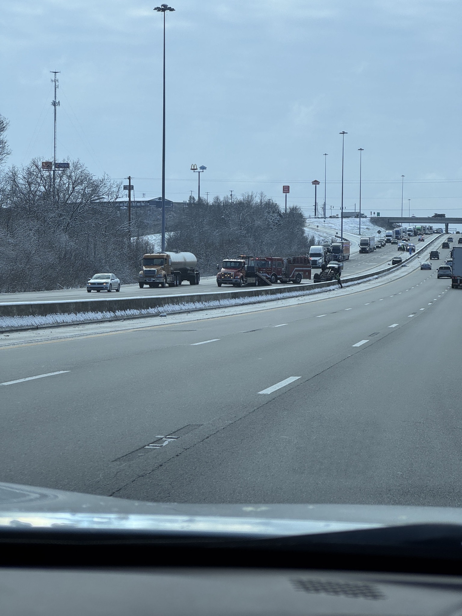 LEX - TRAFFIC ALERT: Emergency crews are on the scene of a crash ...