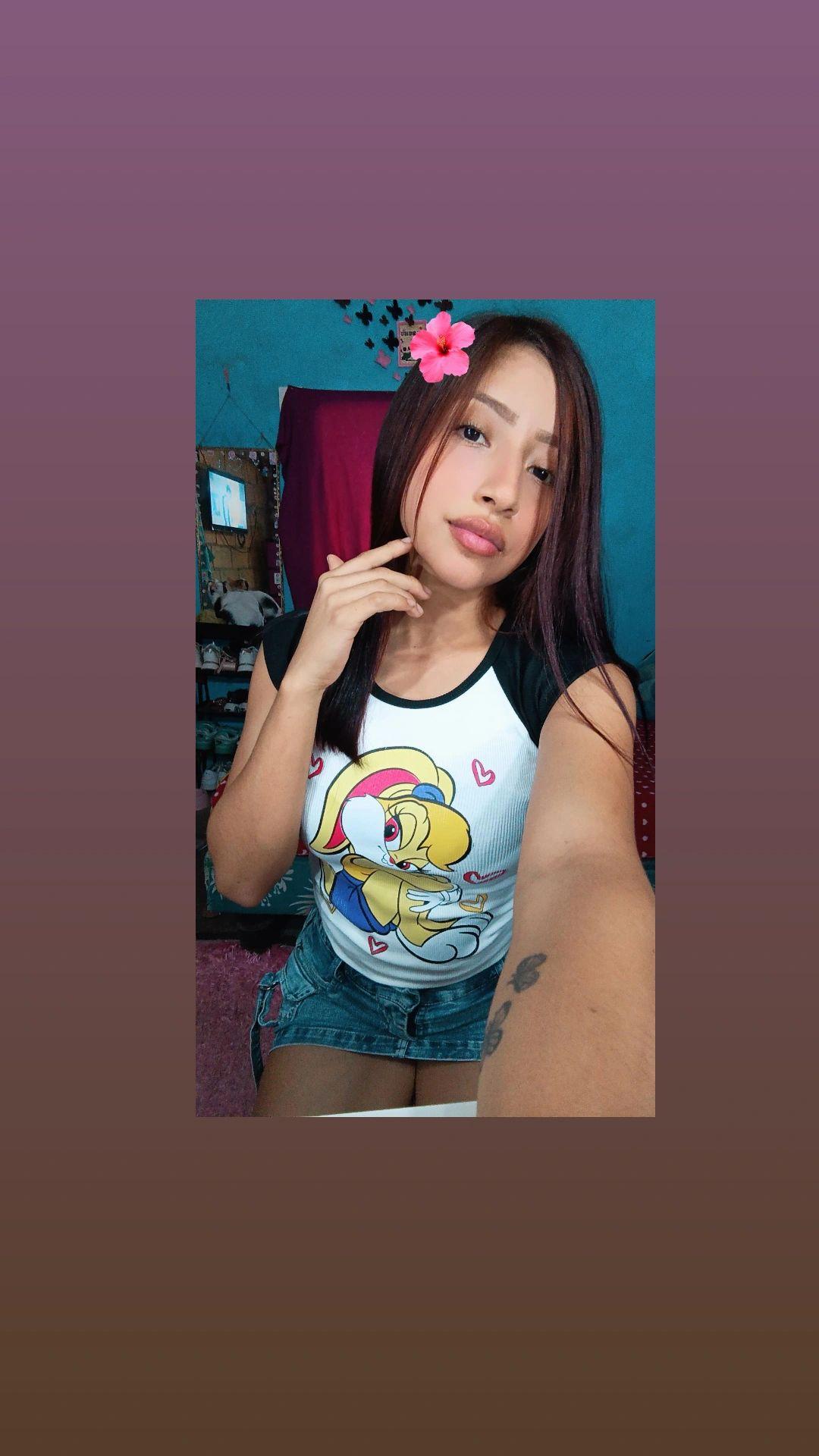 Snrt Emisha Suarez