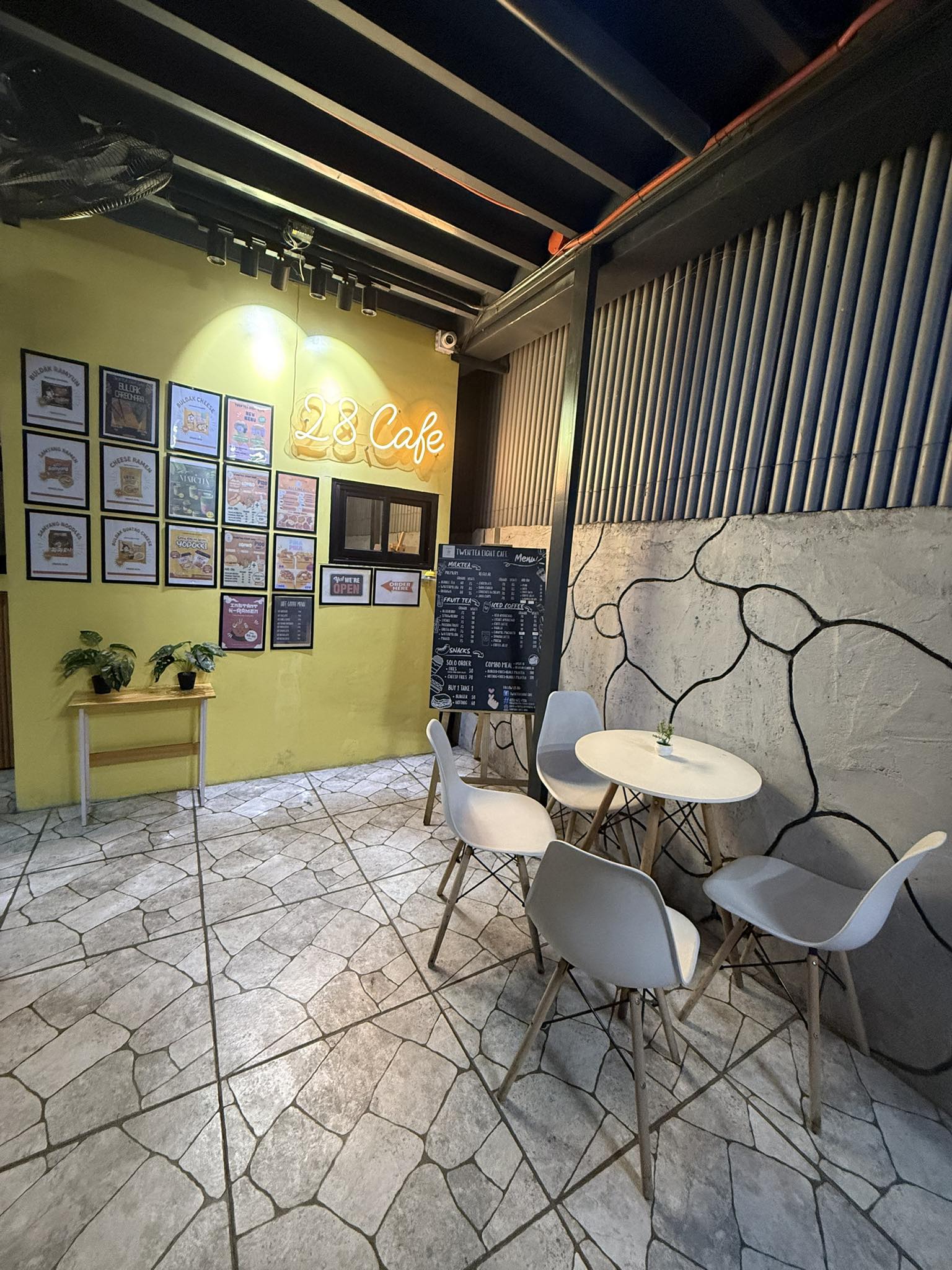 Twen'Tea Eight Cafe | Bacoor