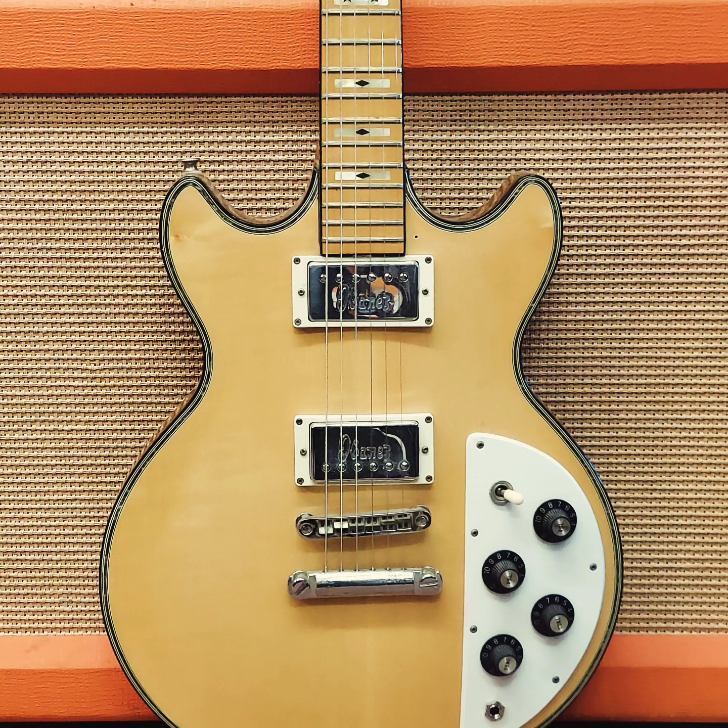This Ibanez 2622 Artist EQ from 1978 has some very cool features