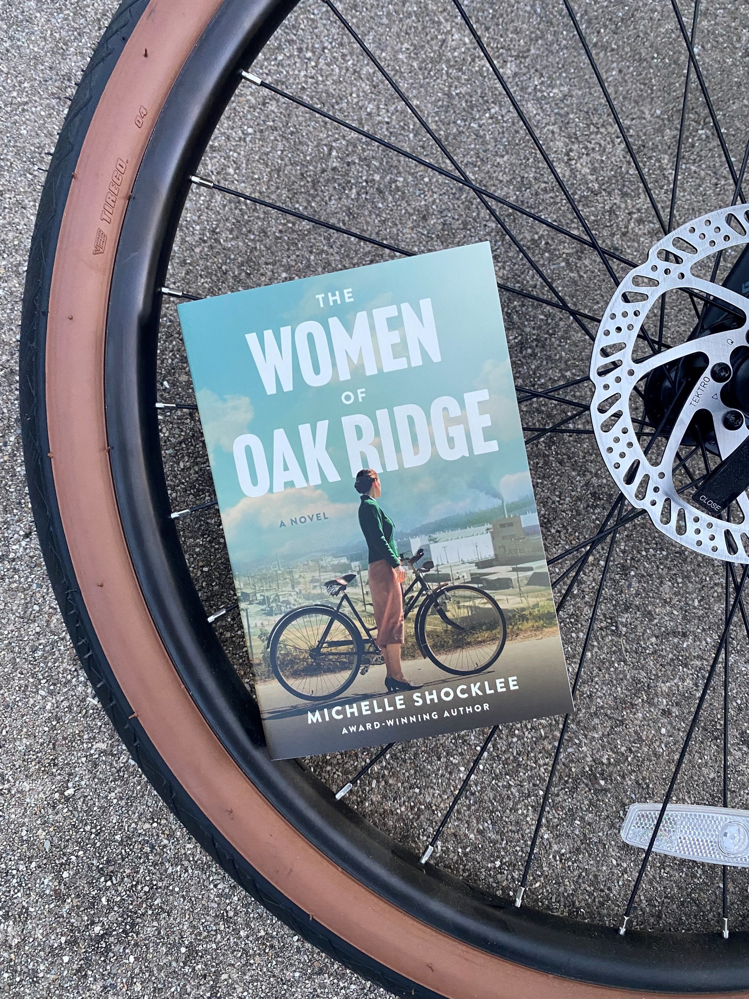 Tyndale - RELEASE DAY! The Women of Oak Ridge is now available! 🎉 In ...