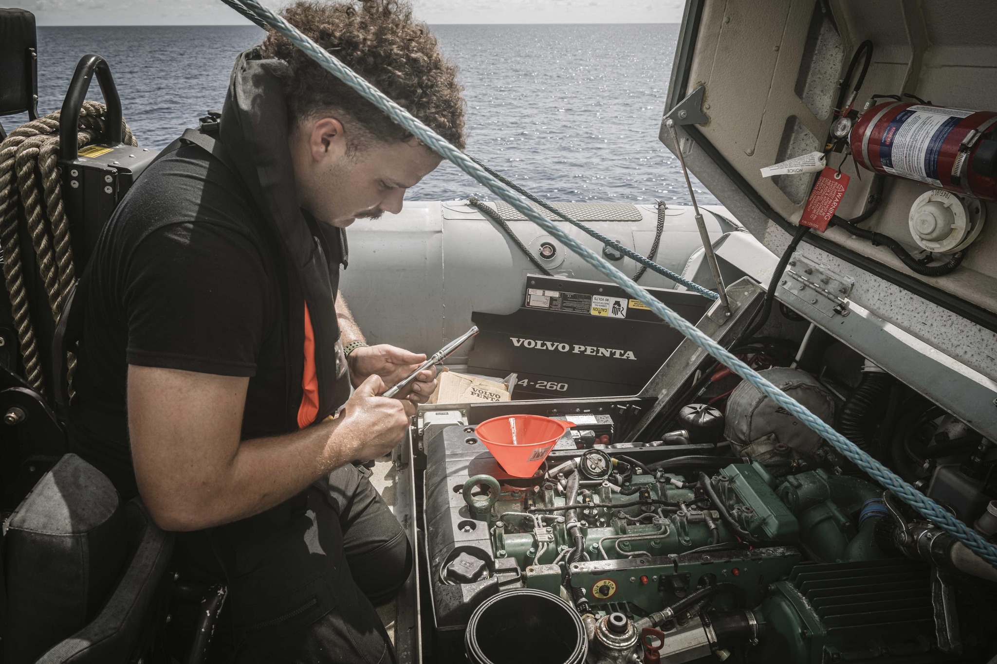 Royal - Sailor 2nd Class Quinn Buelow performs engine maintenance on ...