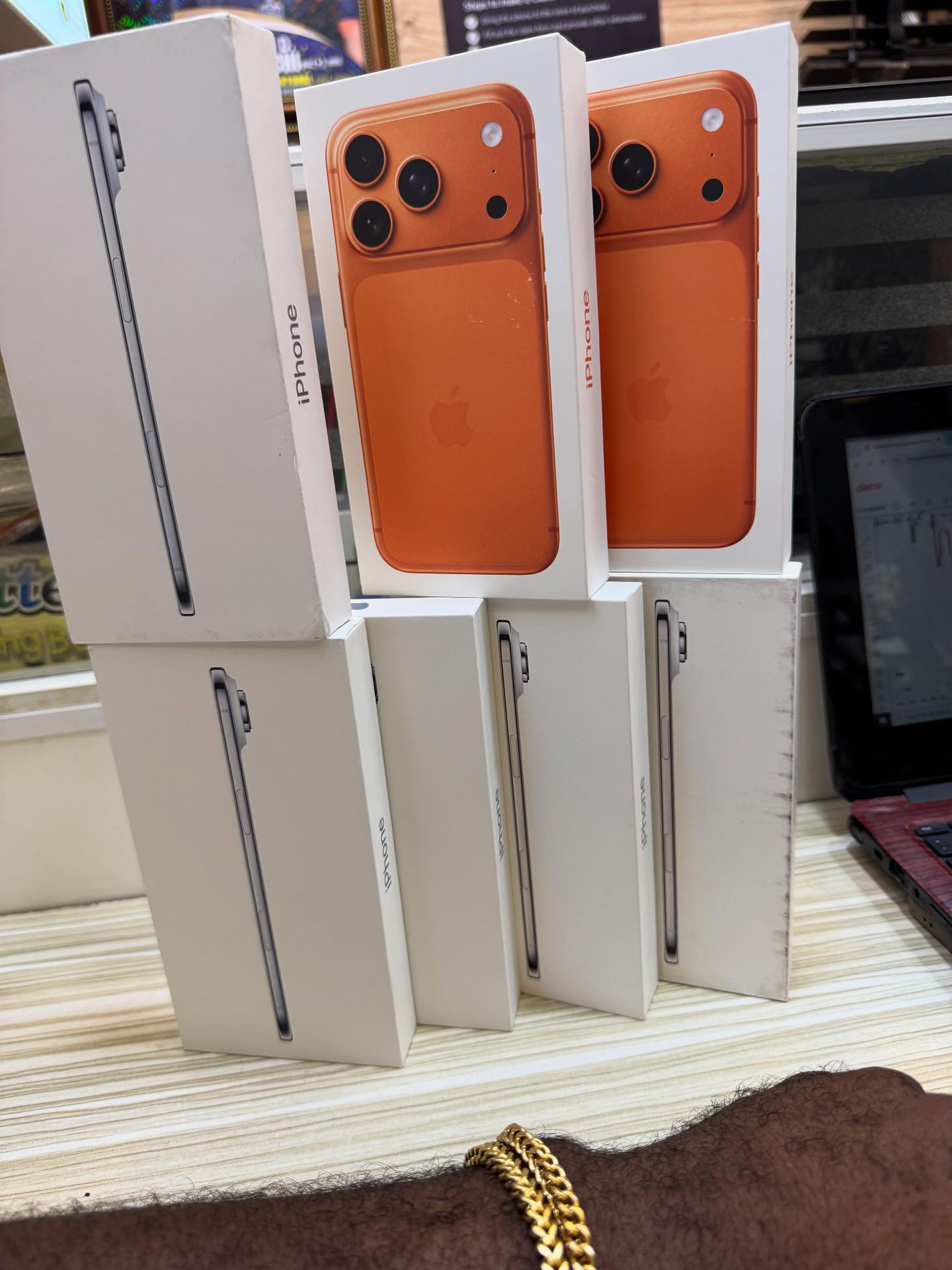 De Sweet Phones - 🤯🤯 BRAND NEW NON ACTIVE IPHONE AIR... | Facebook