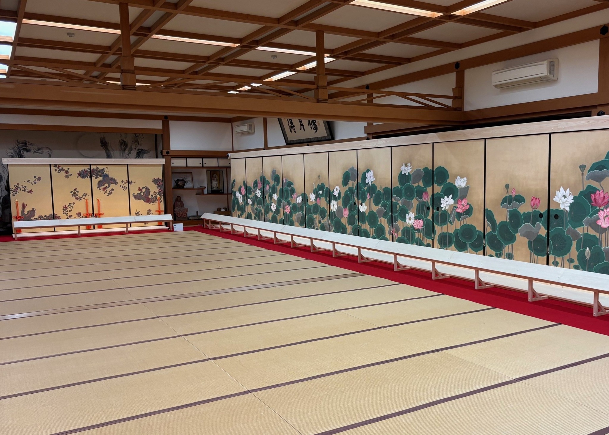 日本経済新聞社 文化事業部 | Chiyoda-ku Tokyo