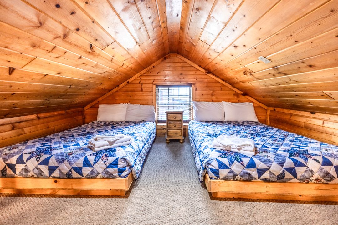 Mozingo - 🏕️Last minute opening for Cabin 1 this weekend, sleeps 6!🛏 ...