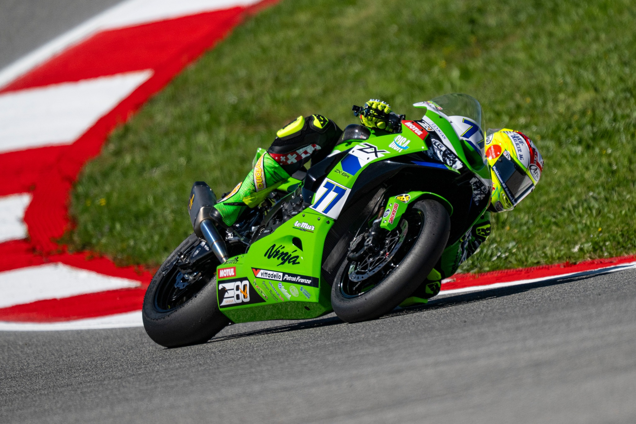 📍 #Portougueseworldsbk 🇵🇹 Race 1 - P.11 . 👉 @domiaegerter77