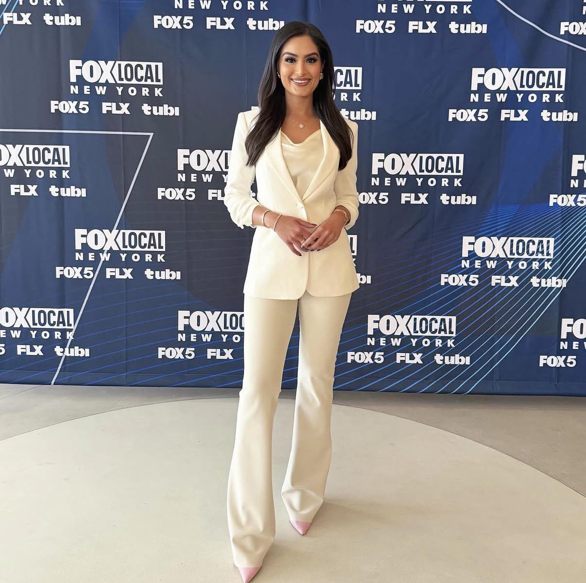 Natasha - Presenting my podcast at FOX’s streaming summit! 📲 Talking ...