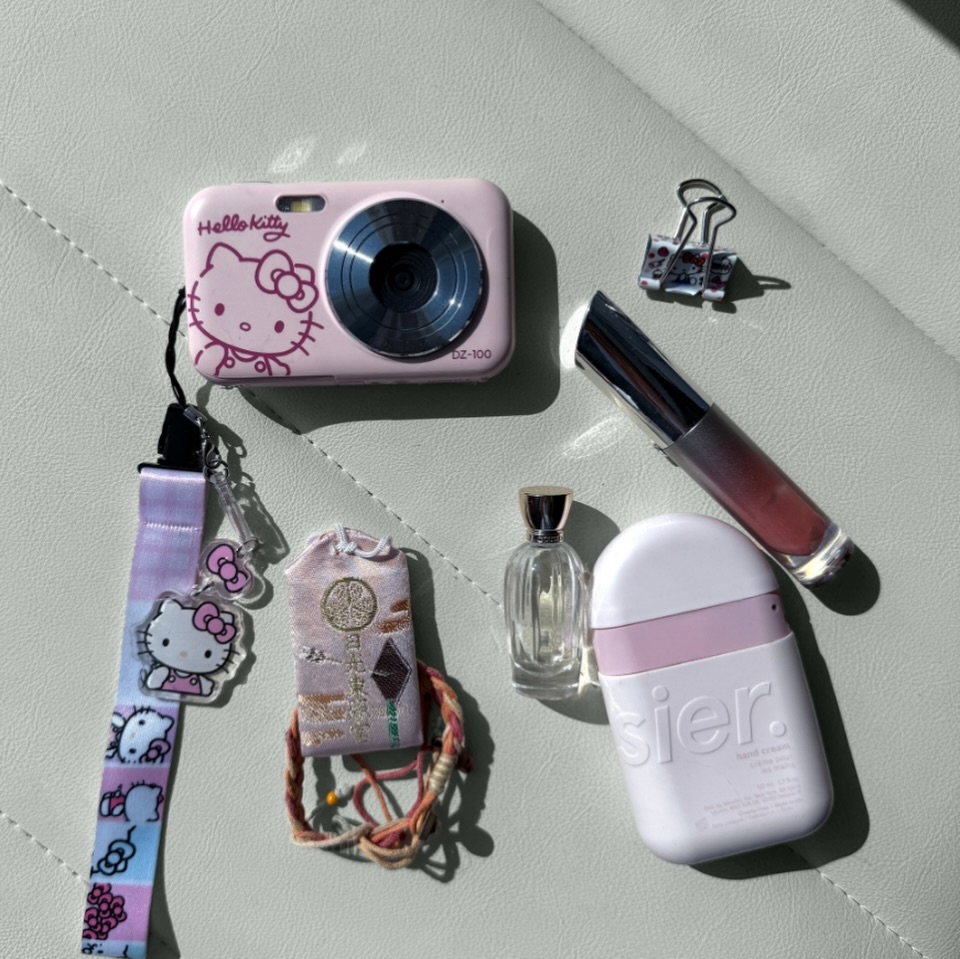 Pretty in pink with the YASHICA x Hello Kitty DZ-100 this