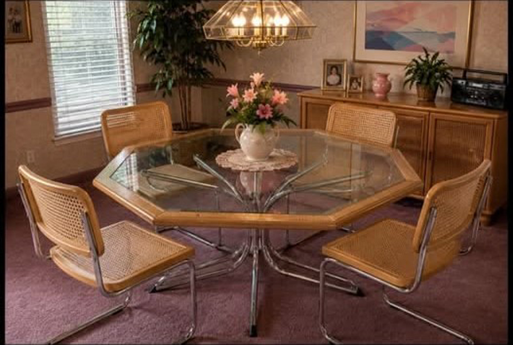 If you didnt have this dinette set, you know someone who did (with