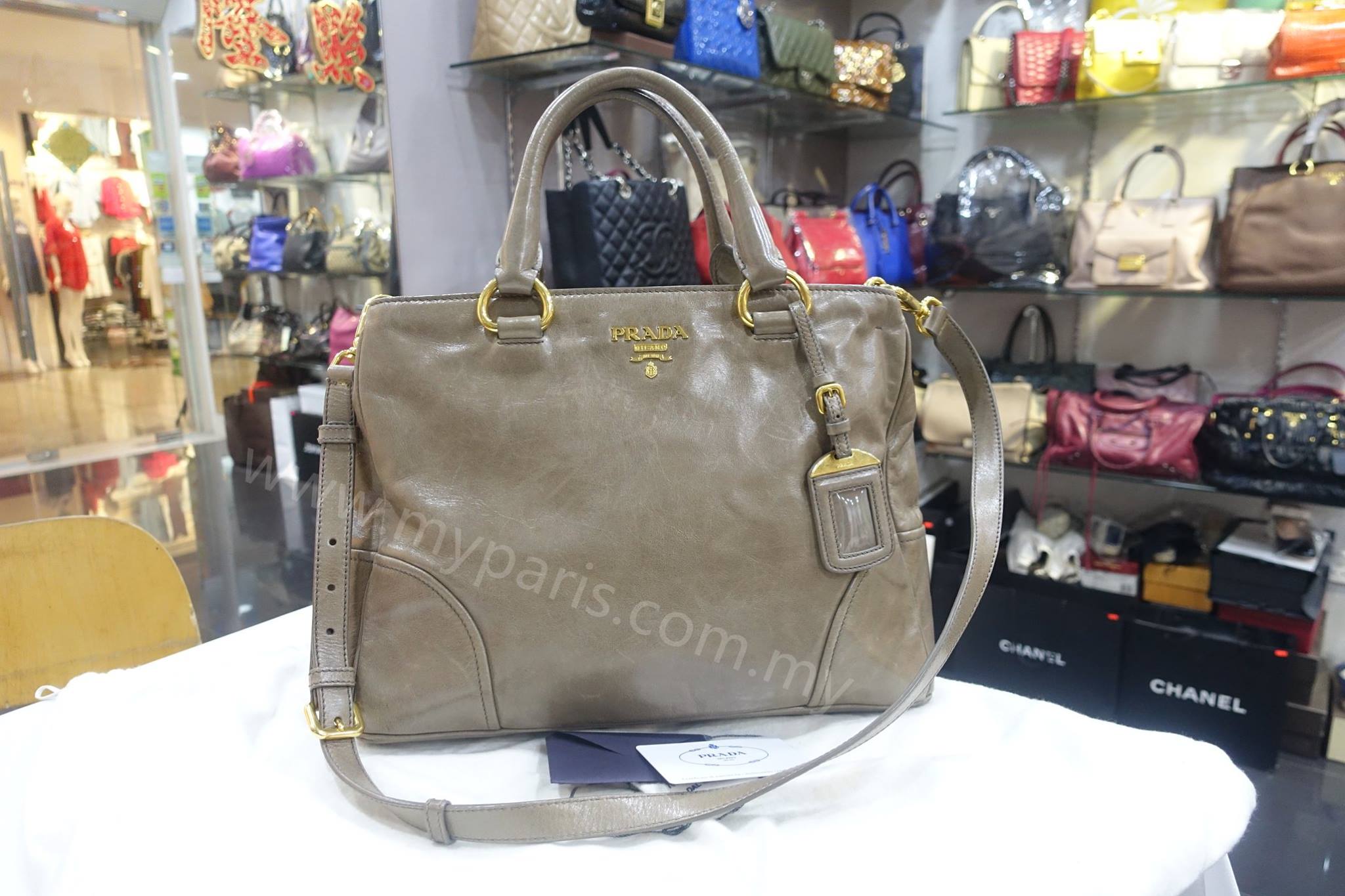 Prada BN2533 Vitello Shine Cammeo Tote Product Code : B11542 