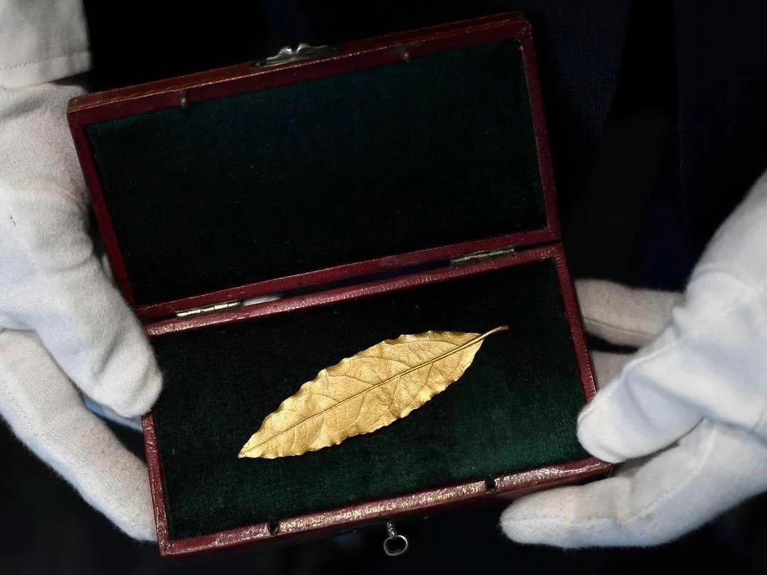 Napoleon's unused golden crown from 1804