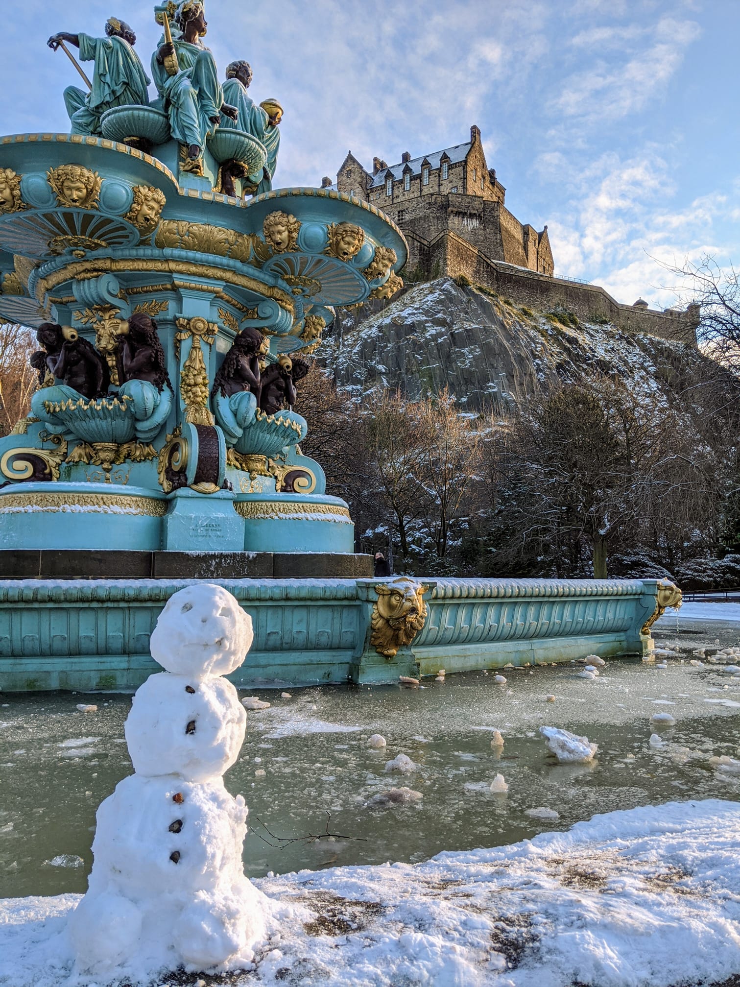 Another wintry scene from Edinburgh... - Edinburgh Unwrapped | Facebook