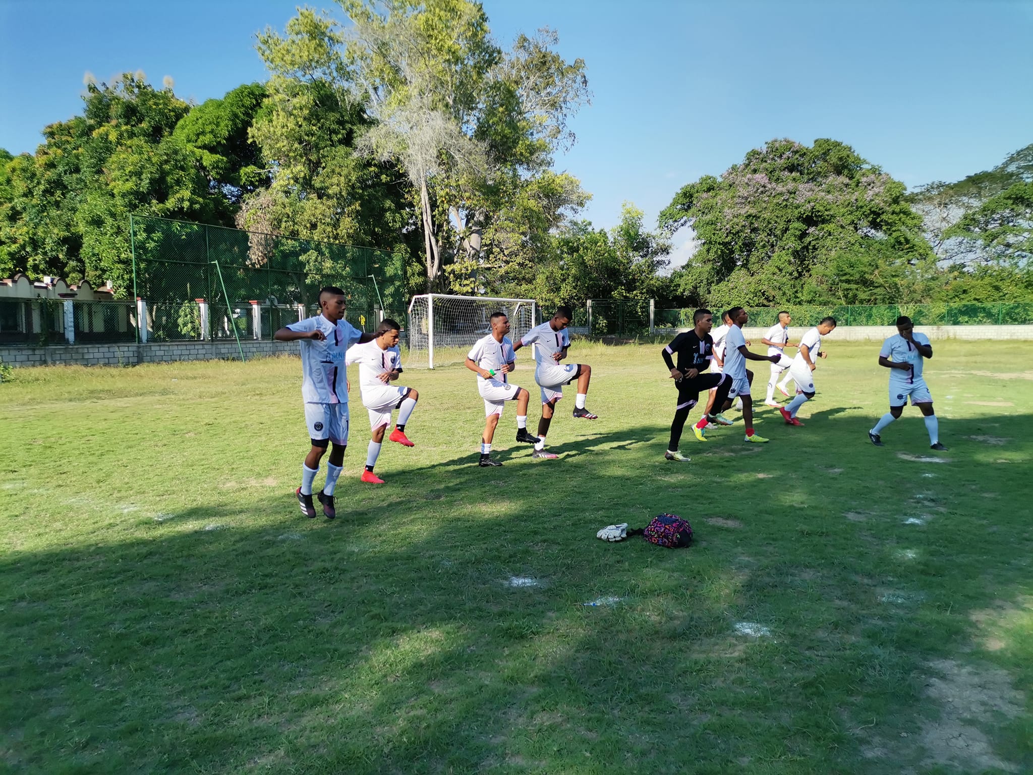 Amigos AlNet FC - Calentamiento antes de enfrentar a LOS... | Facebook